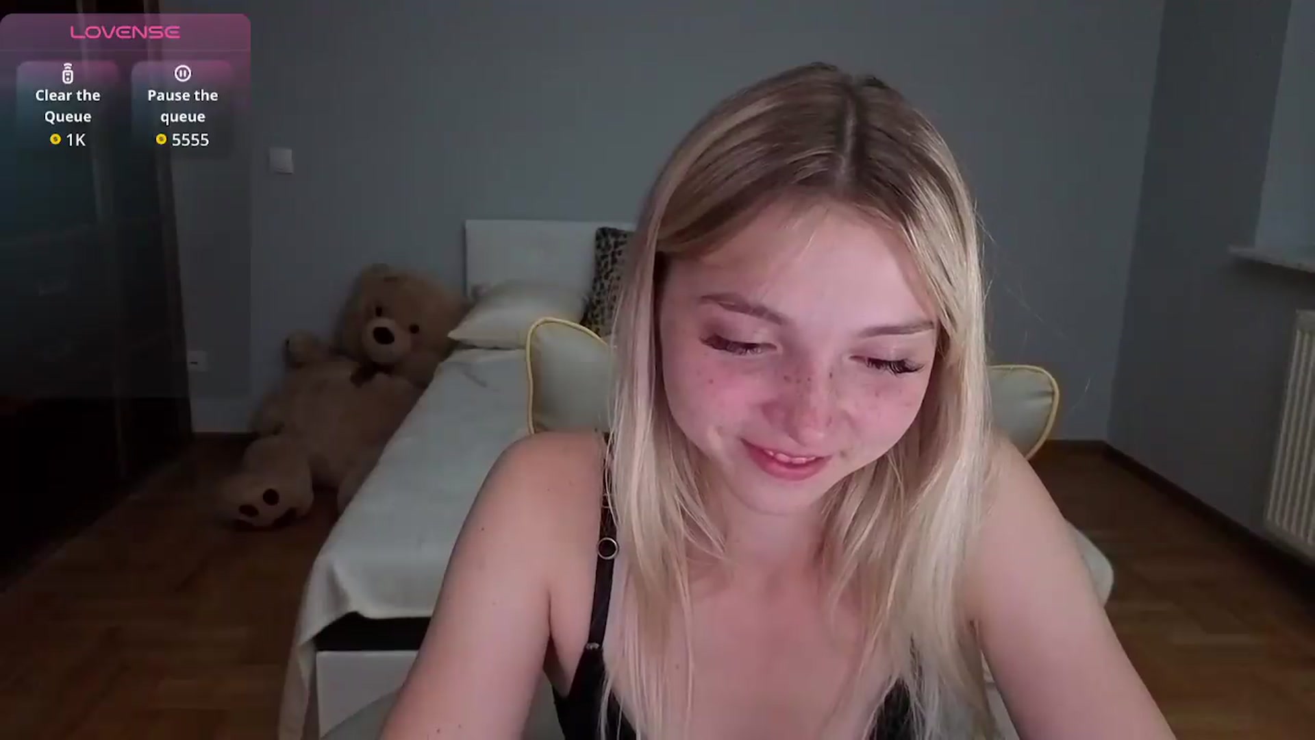 Gallery image thumbnail from Daisyy's myfreecams stream on, 07/03/2026, 22:44 image 7 of 20