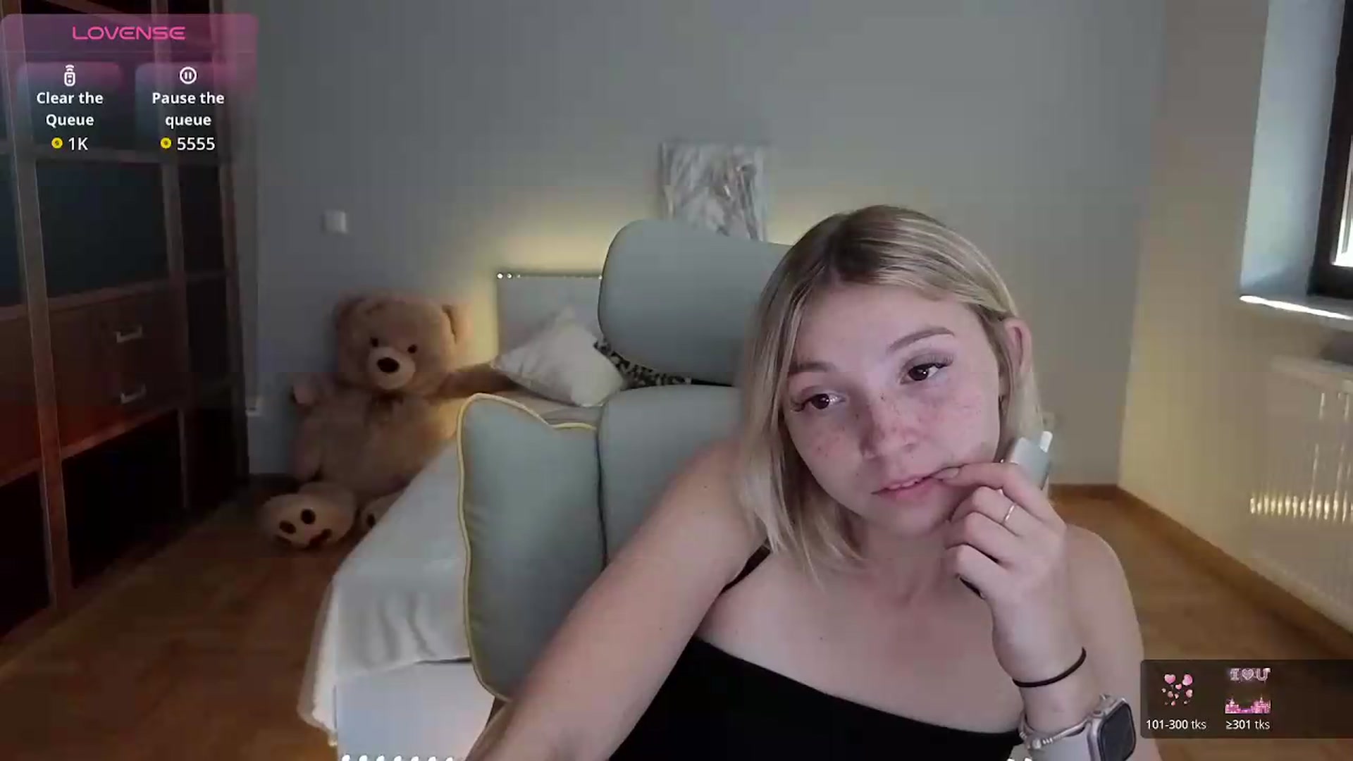 Gallery image thumbnail from Daisyy's myfreecams stream on, 07/04/2026, 16:29 image 3 of 20