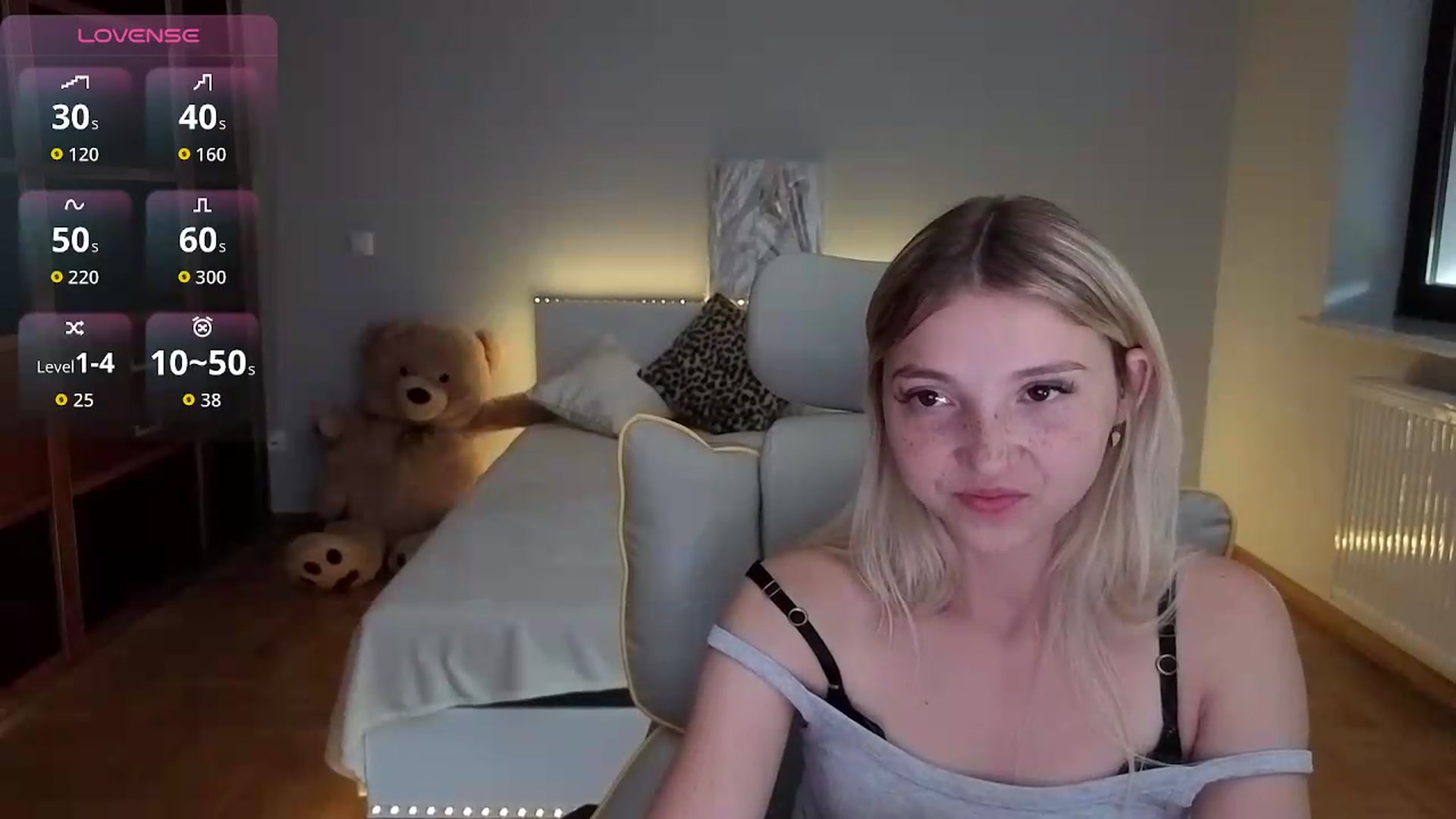 Gallery image thumbnail from Daisyy's myfreecams stream on, 07/04/2026, 17:52 image 16 of 20