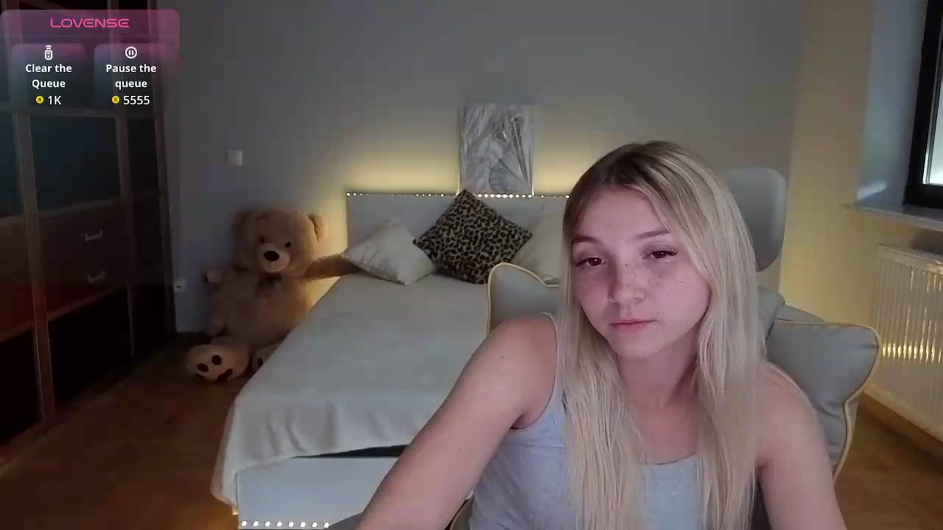 Gallery image thumbnail from Daisyy's myfreecams stream on, 07/04/2026, 17:52 image 7 of 20