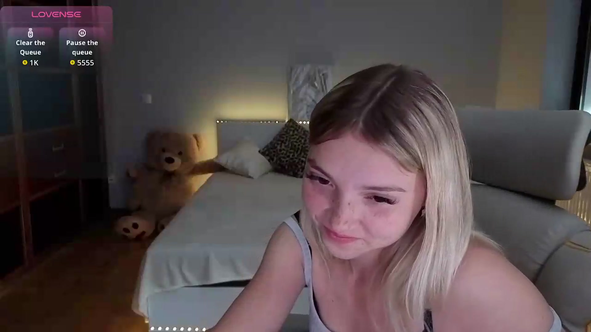 Gallery image thumbnail from Daisyy's myfreecams stream on, 07/04/2026, 17:52 image 18 of 20