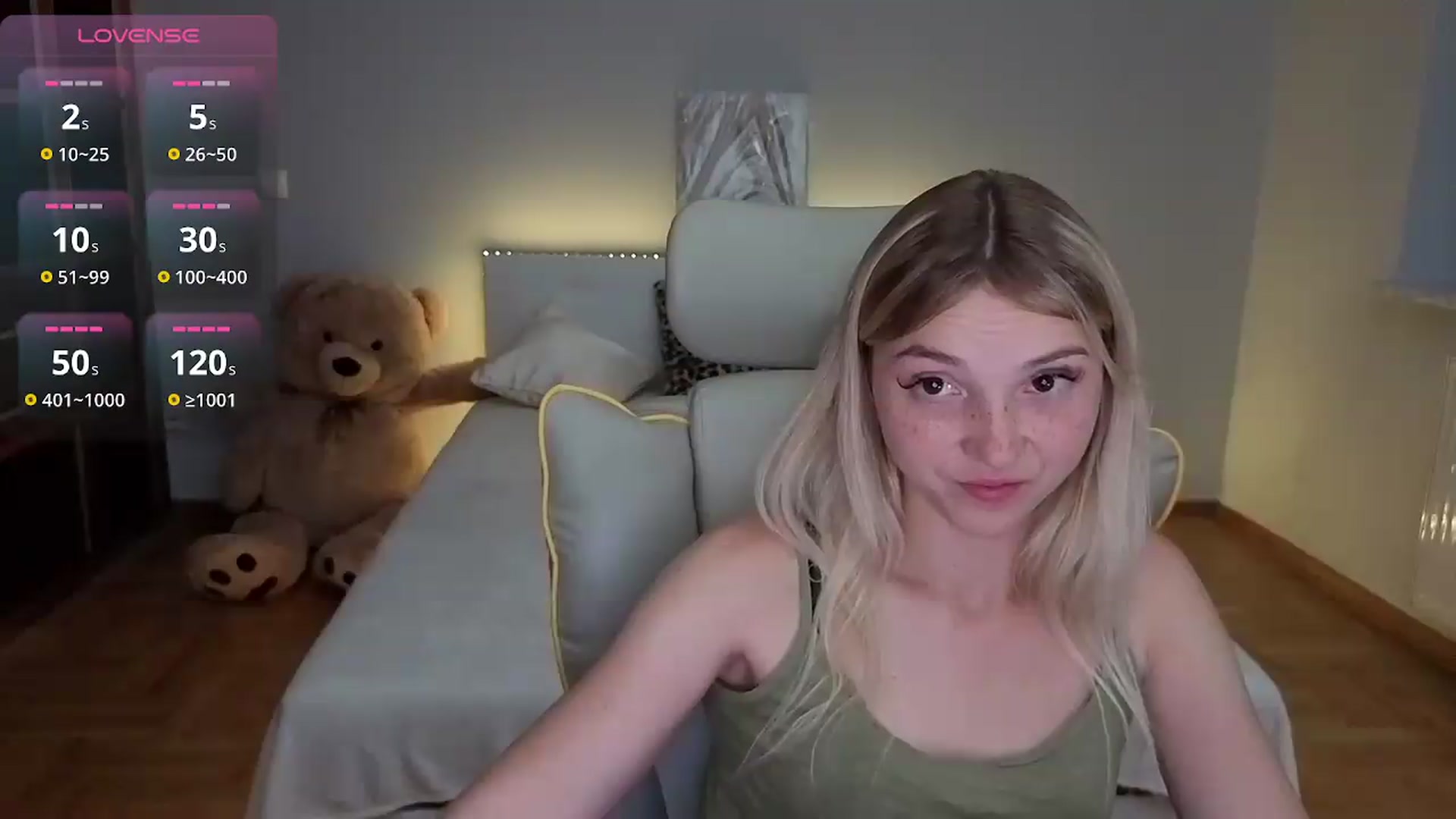 Gallery image thumbnail from Daisyy's myfreecams stream on, 07/04/2026, 21:04 image 13 of 20