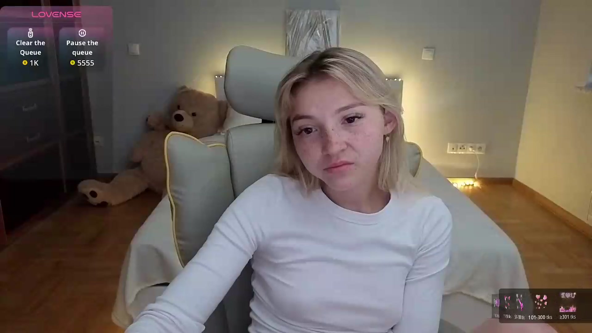 Gallery image thumbnail from Daisyy's myfreecams stream on, 07/05/2026, 16:03 image 4 of 20