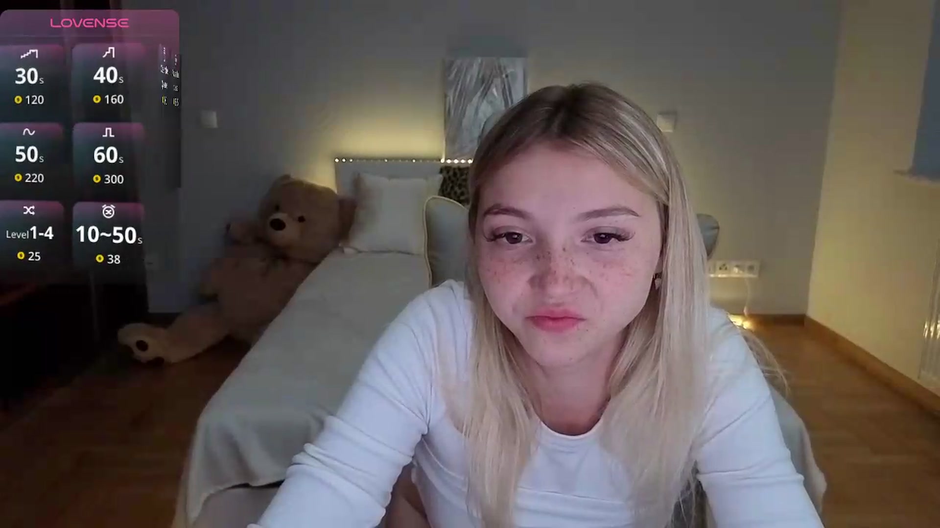 Gallery image thumbnail from Daisyy's myfreecams stream on, 07/05/2026, 19:43 image 9 of 20