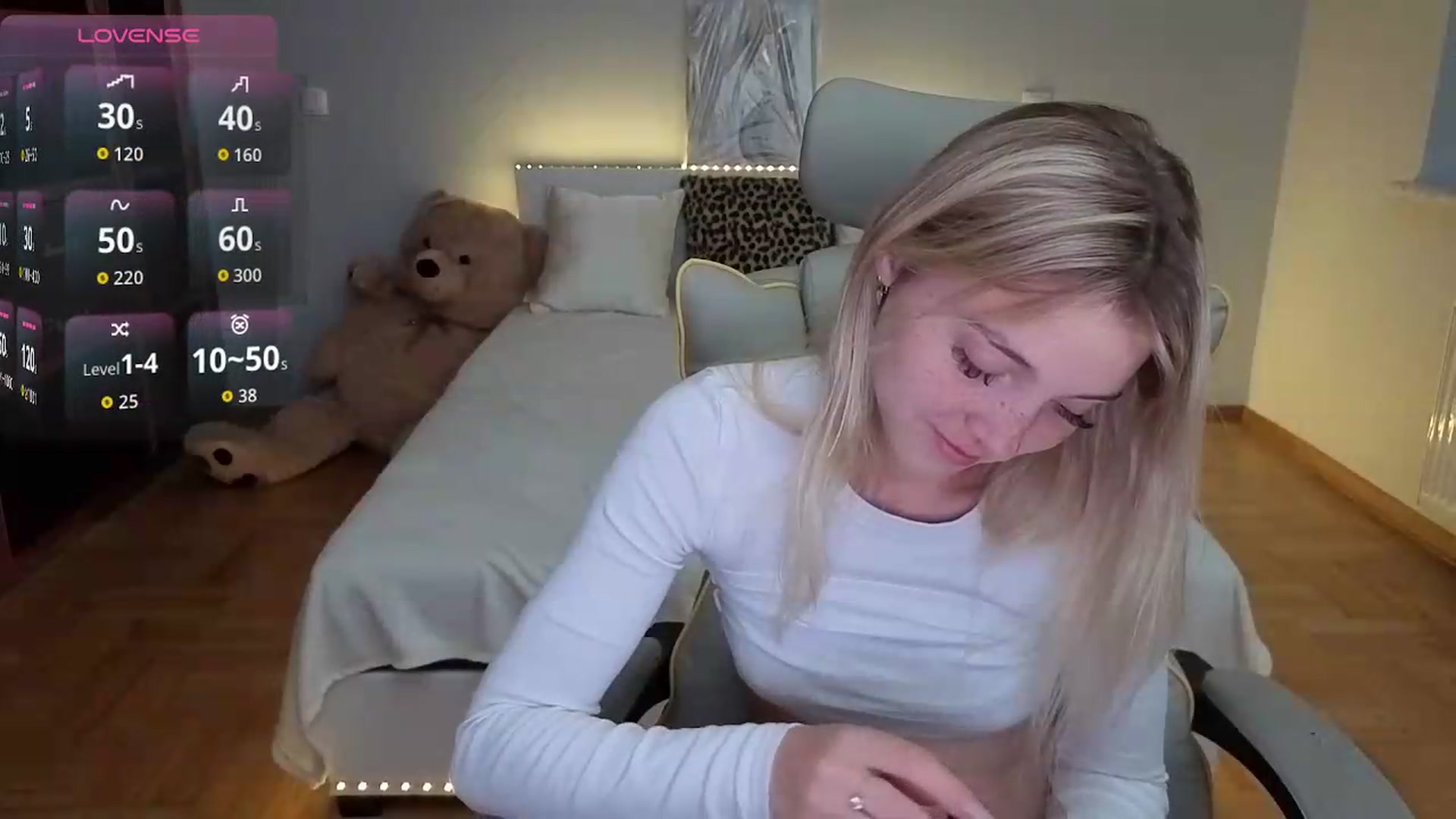 Gallery image thumbnail from Daisyy's myfreecams stream on, 07/05/2026, 19:43 image 5 of 20