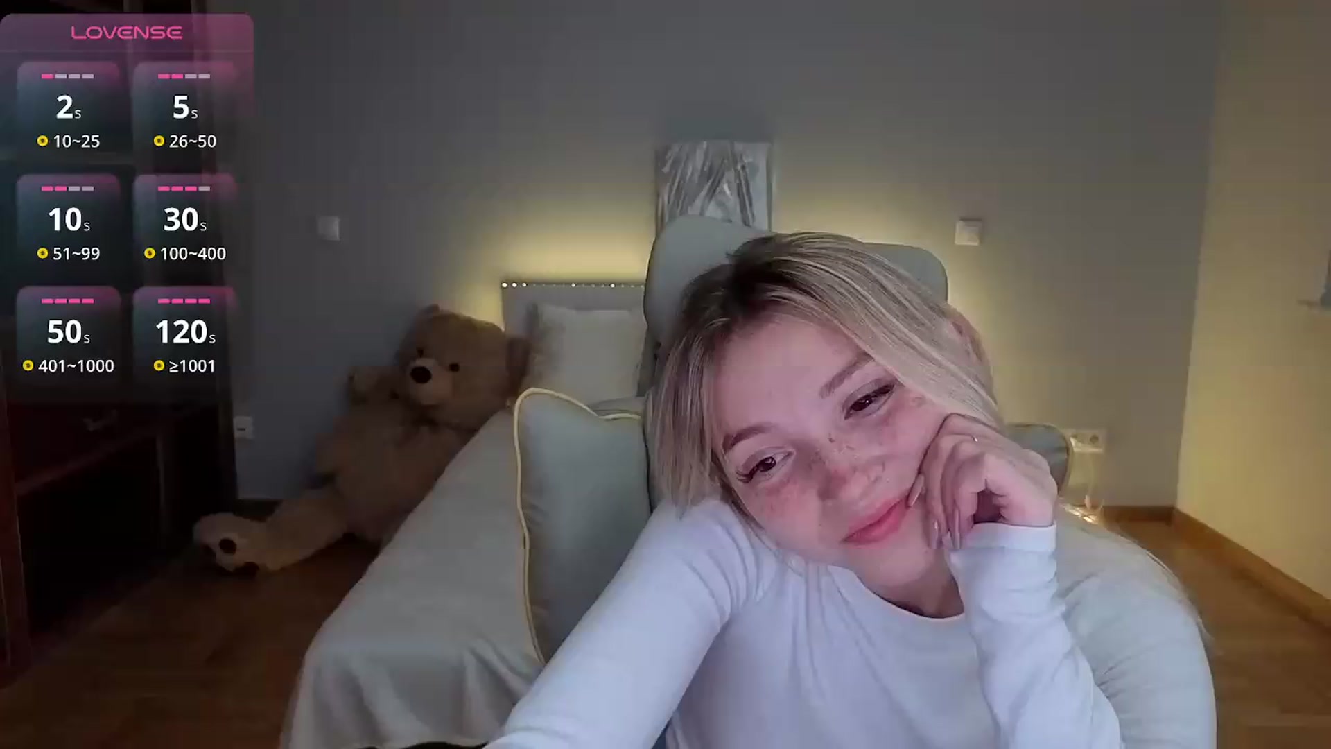 Gallery image thumbnail from Daisyy's myfreecams stream on, 07/05/2026, 19:43 image 1 of 20