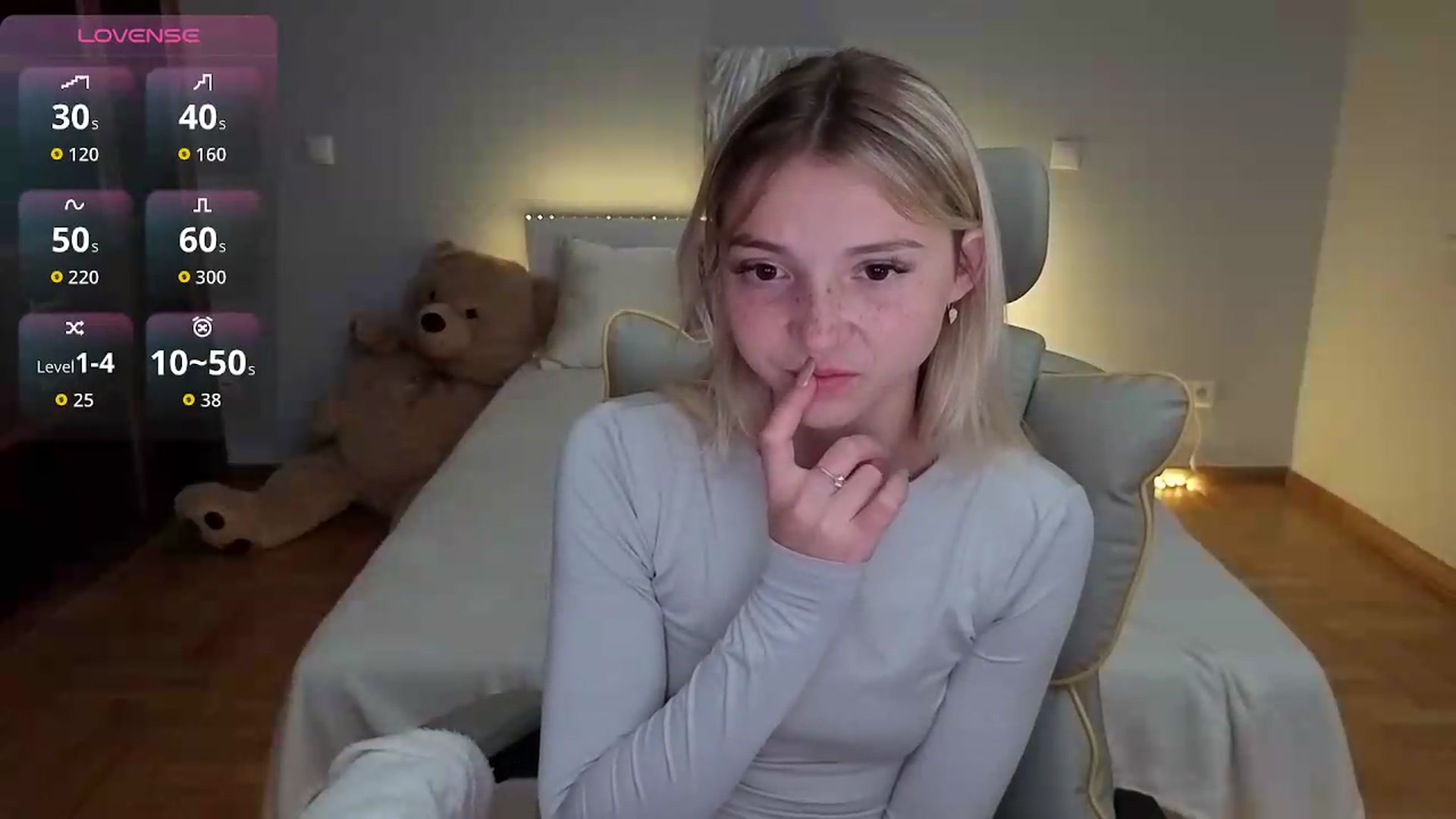 Gallery image thumbnail from Daisyy's myfreecams stream on, 07/05/2026, 20:08 image 16 of 20