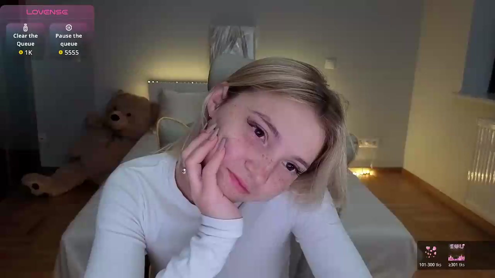 Gallery image thumbnail from Daisyy's myfreecams stream on, 07/06/2026, 24:30 image 2 of 20
