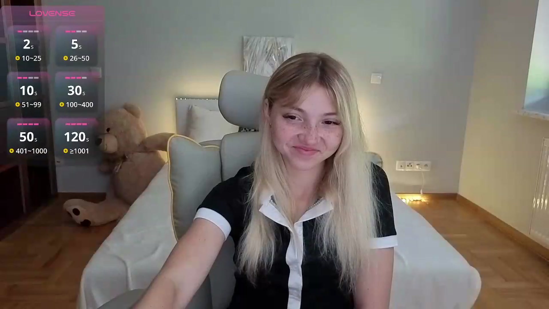 Gallery image thumbnail from Daisyy's myfreecams stream on, 07/06/2026, 12:42 image 13 of 20