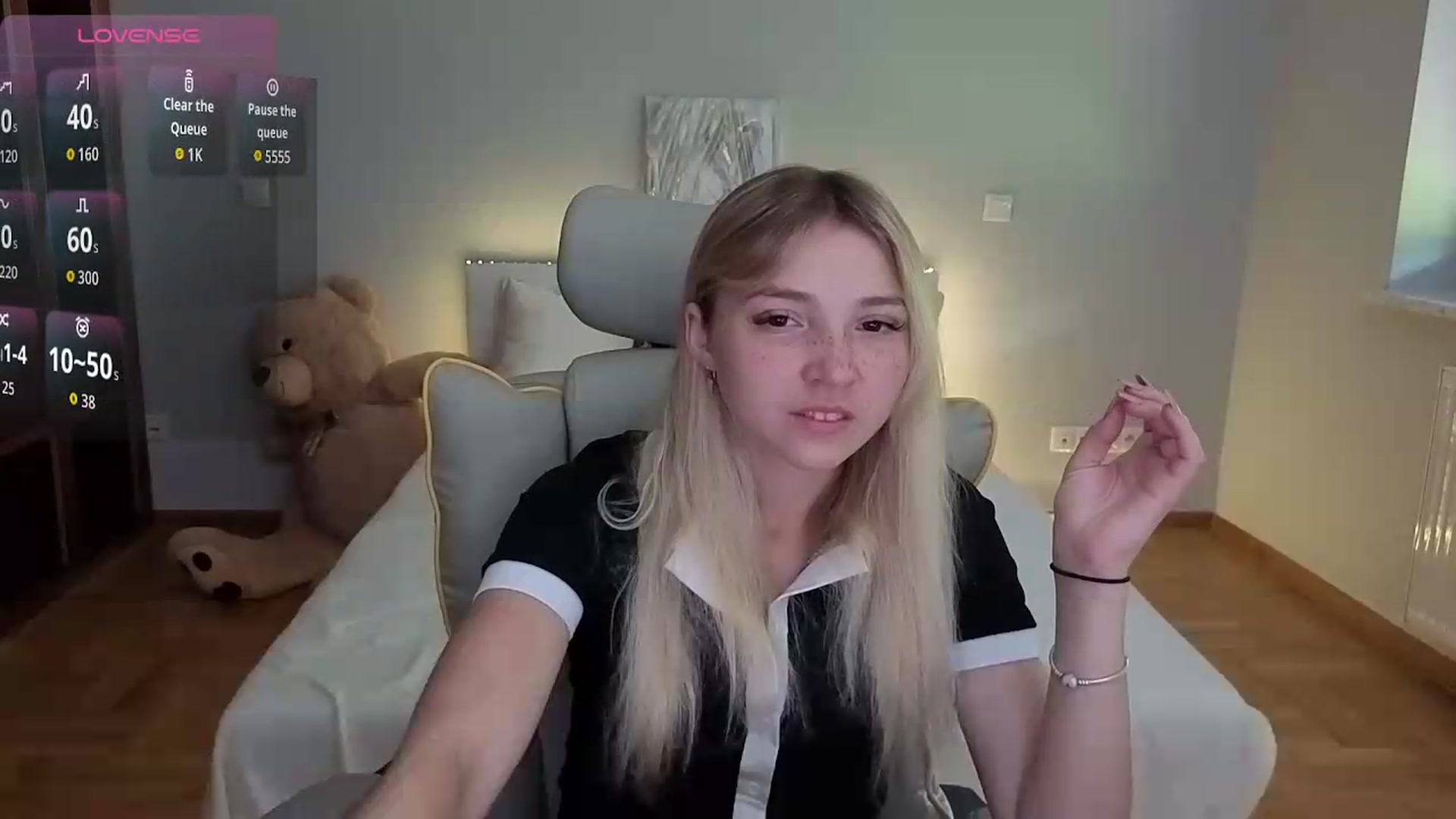 Gallery image thumbnail from Daisyy's myfreecams stream on, 07/06/2026, 12:42 image 11 of 20