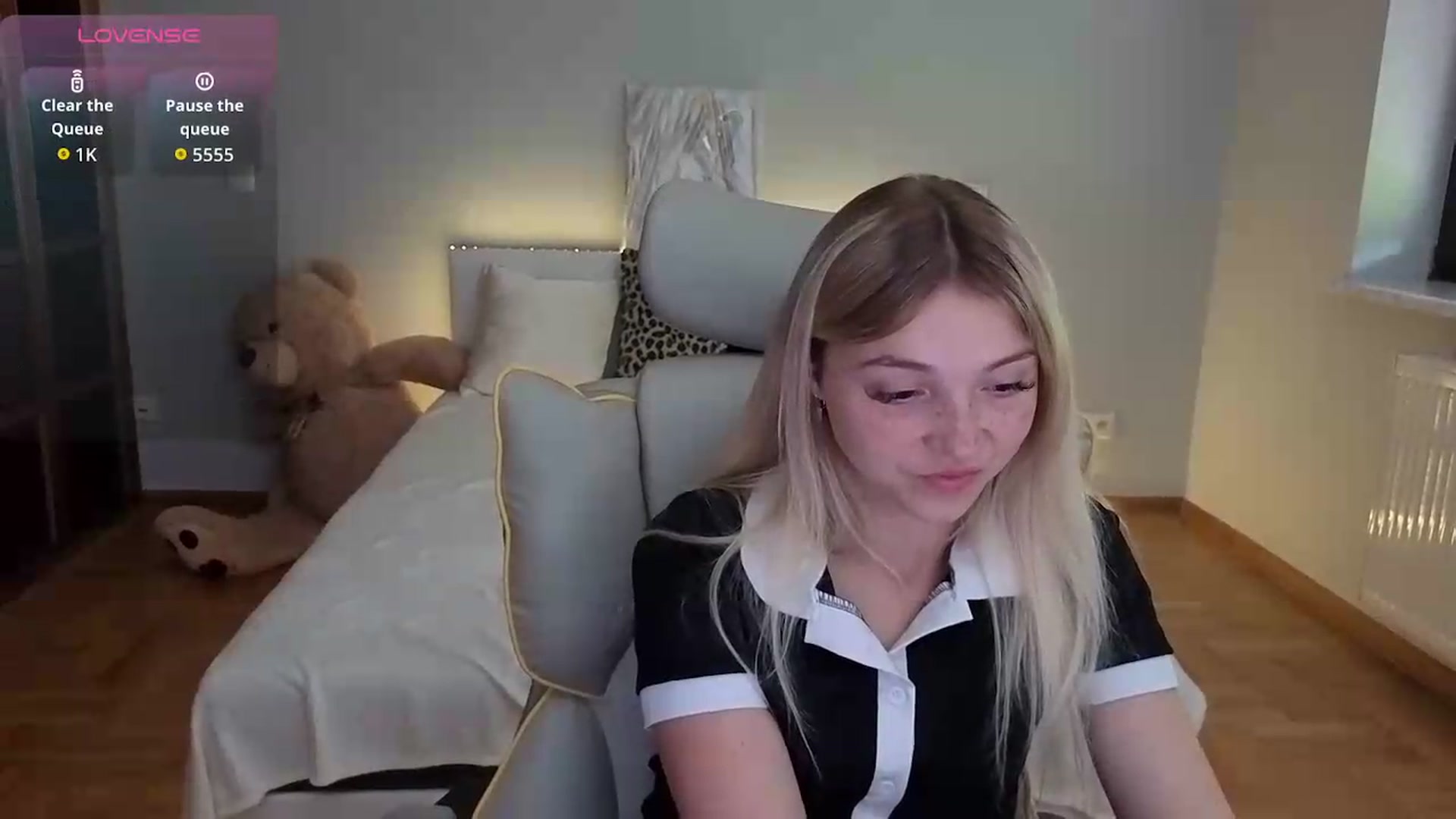 Gallery image thumbnail from Daisyy's myfreecams stream on, 07/06/2026, 14:01 image 19 of 20