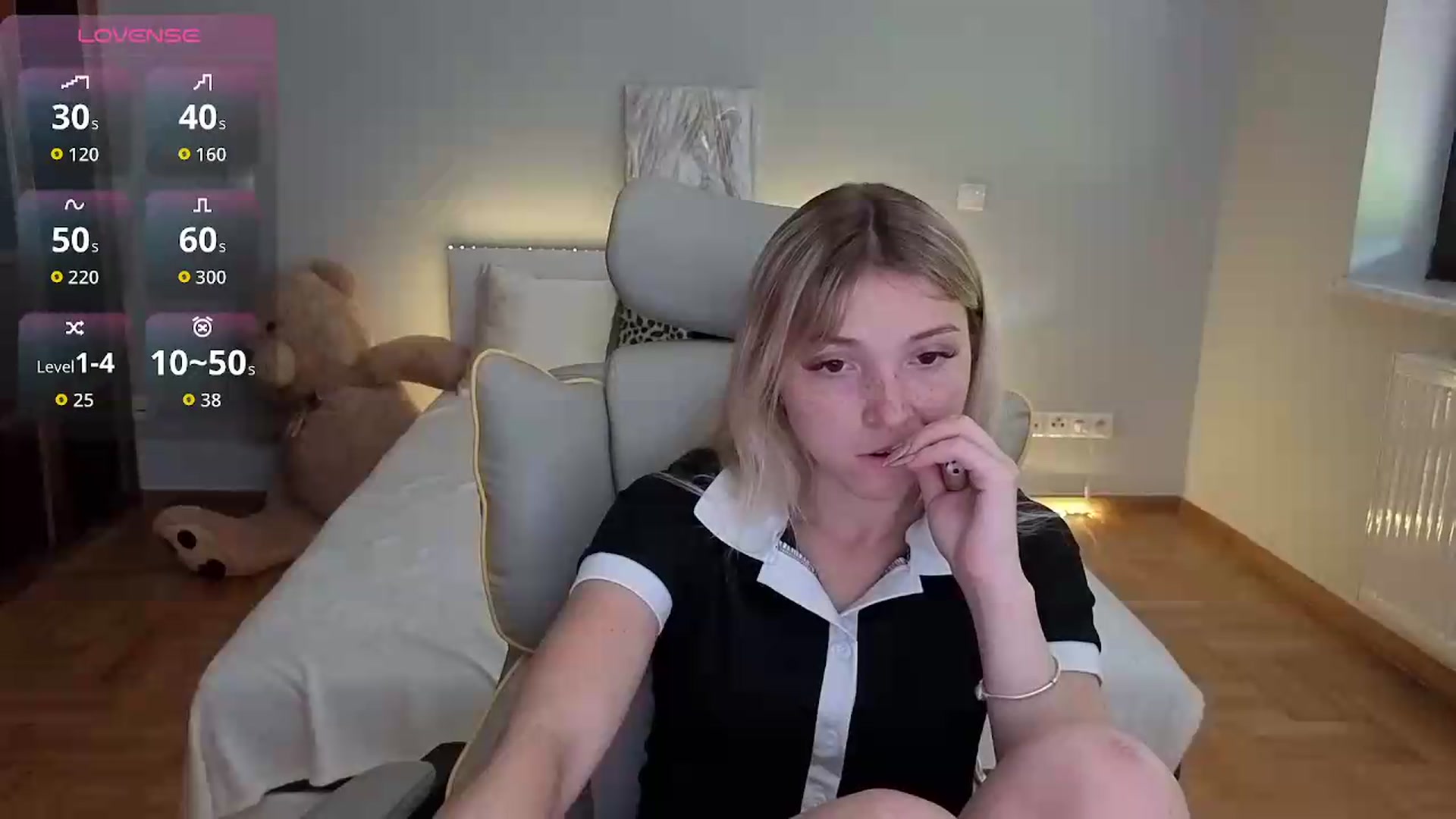 Gallery image thumbnail from Daisyy's myfreecams stream on, 07/06/2026, 14:01 image 5 of 20
