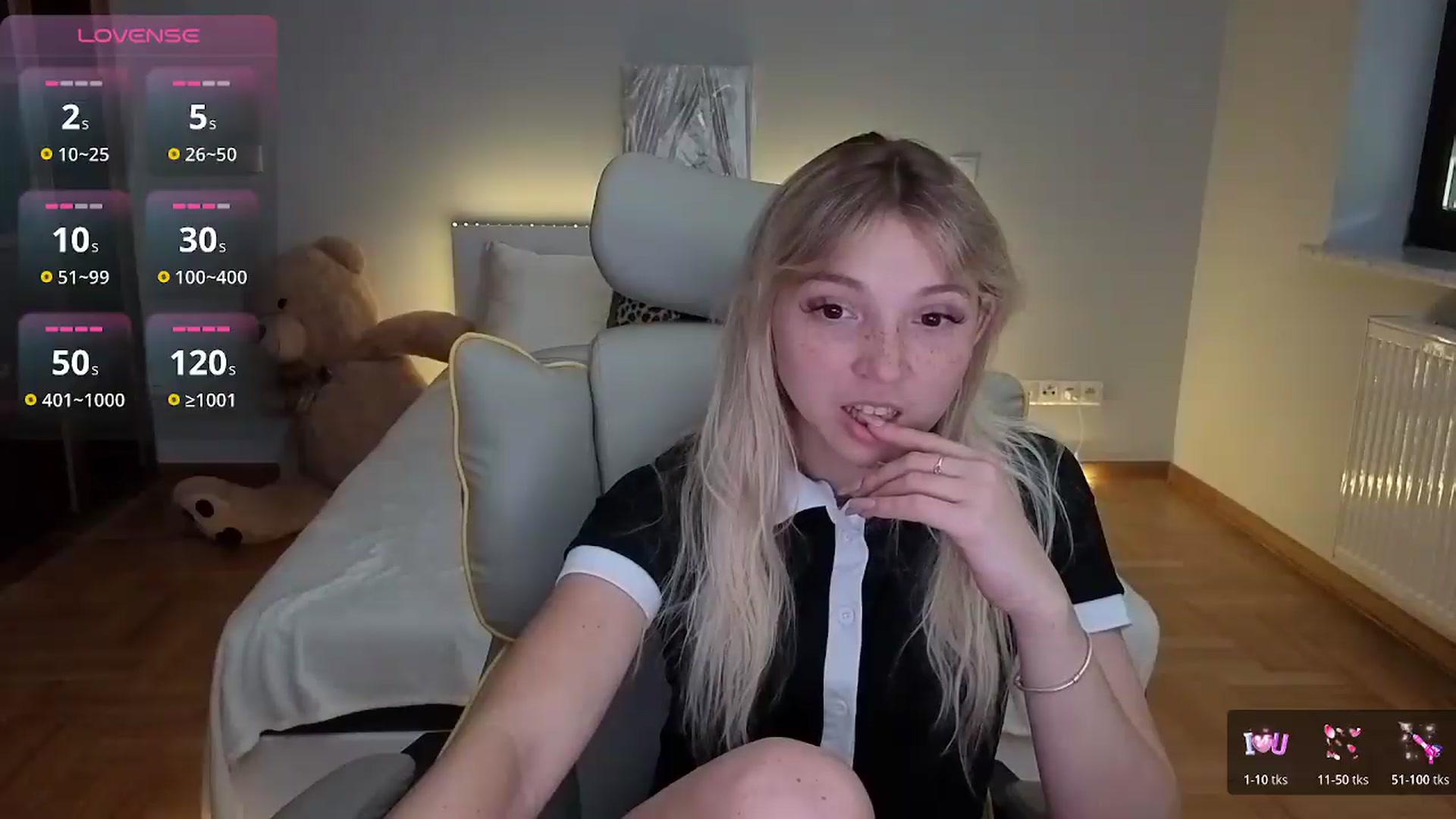 Gallery image thumbnail from Daisyy's myfreecams stream on, 07/06/2026, 16:33 image 16 of 20