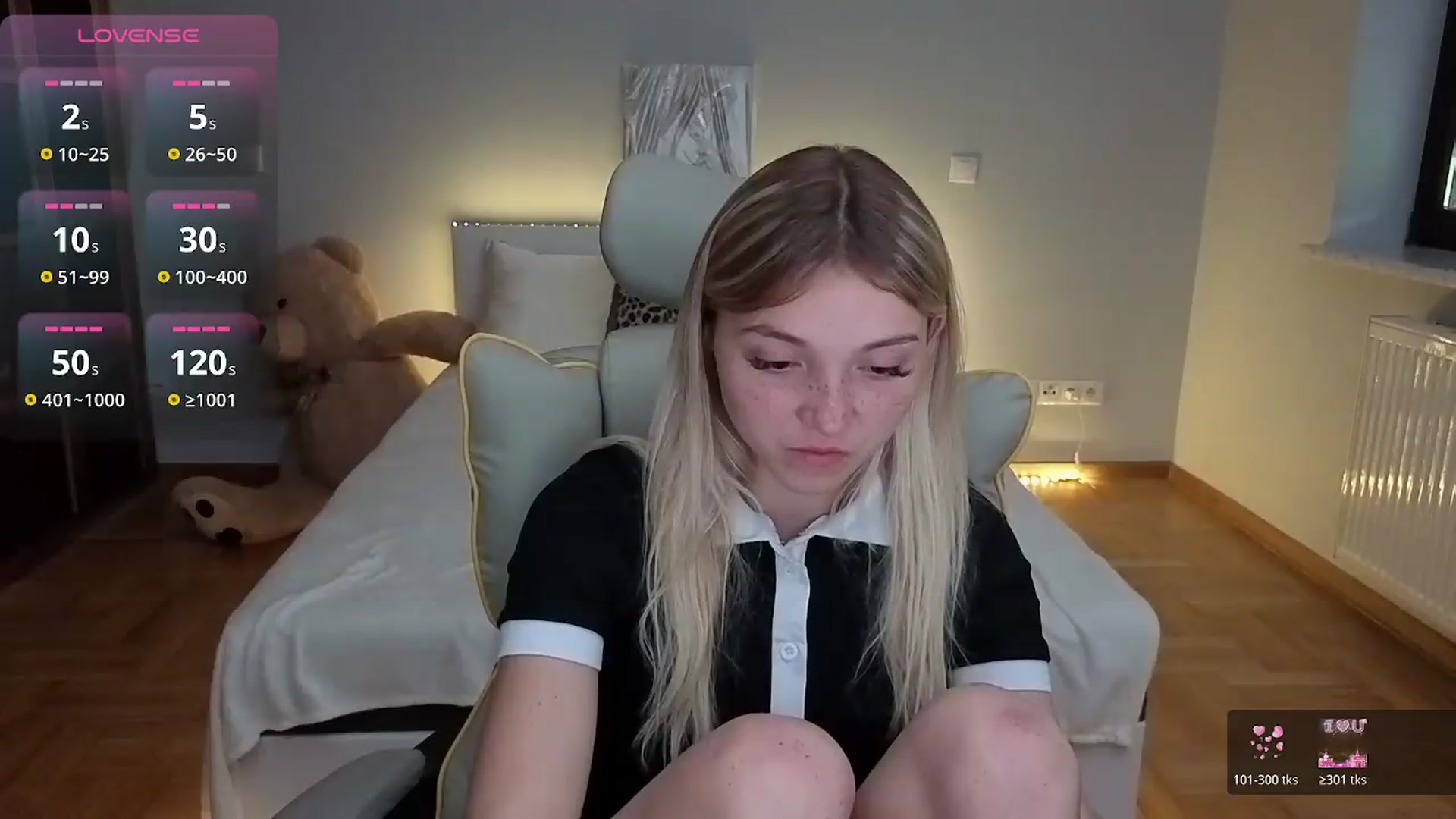 Gallery image thumbnail from Daisyy's myfreecams stream on, 07/06/2026, 16:33 image 3 of 20