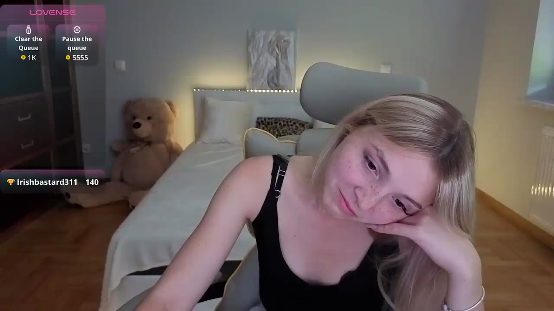 Gallery image thumbnail from Daisyy's myfreecams stream on, 07/07/2026, 14:28 image 14 of 20