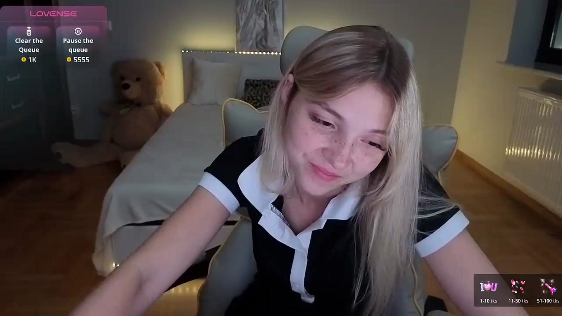 Gallery image thumbnail from Daisyy's myfreecams stream on, 07/07/2026, 16:01 image 11 of 20