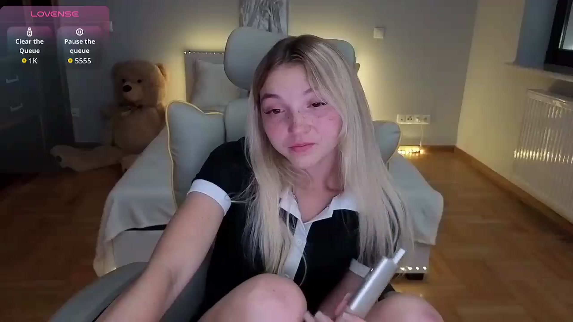 Gallery image thumbnail from Daisyy's myfreecams stream on, 07/07/2026, 16:59 image 3 of 20