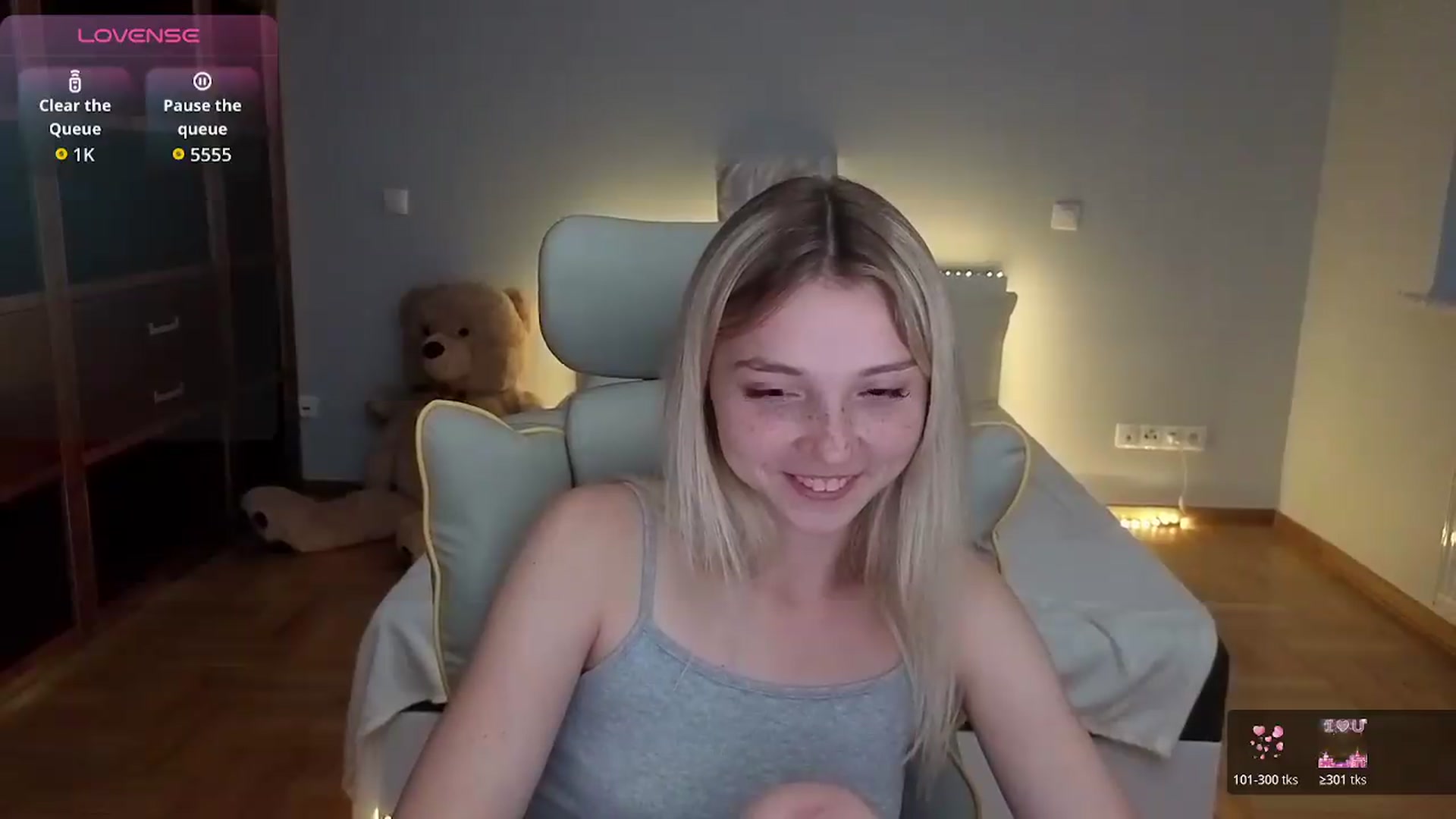 Gallery image thumbnail from Daisyy's myfreecams stream on, 07/07/2026, 21:10 image 14 of 20