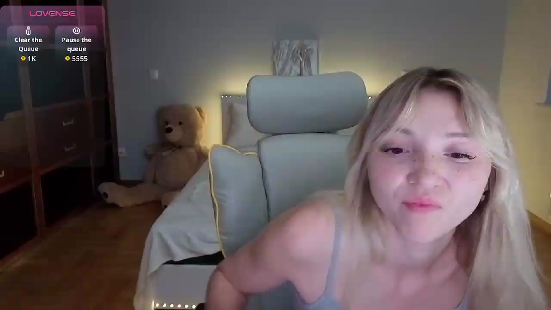 Gallery image thumbnail from Daisyy's myfreecams stream on, 07/07/2026, 21:10 image 1 of 20