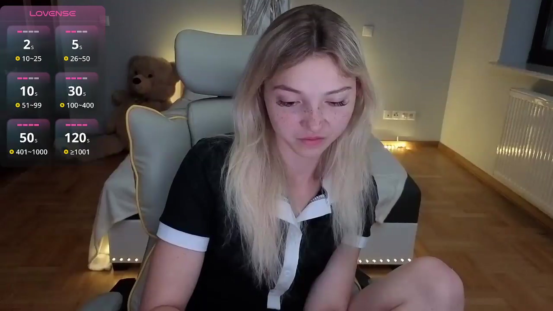 Gallery image thumbnail from Daisyy's myfreecams stream on, 07/08/2026, 21:58 image 3 of 20