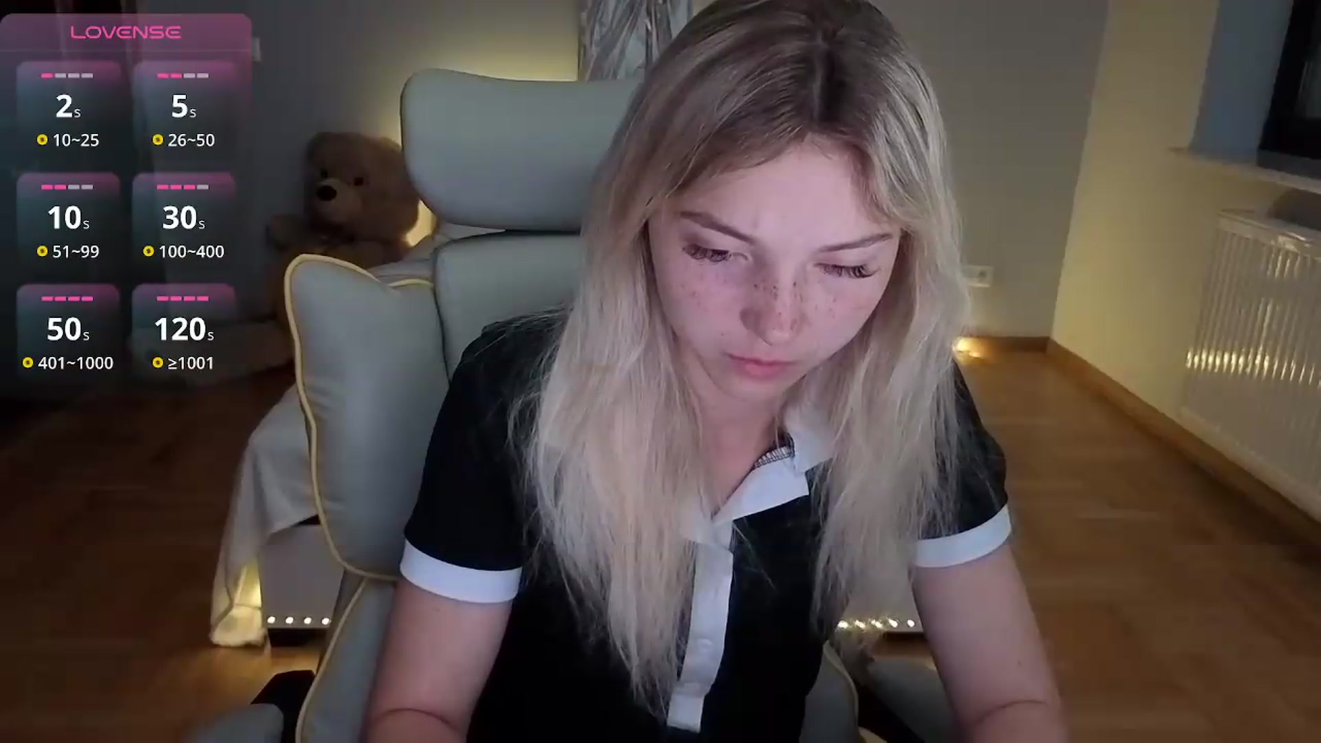 Gallery image thumbnail from Daisyy's myfreecams stream on, 07/08/2026, 21:58 image 4 of 20