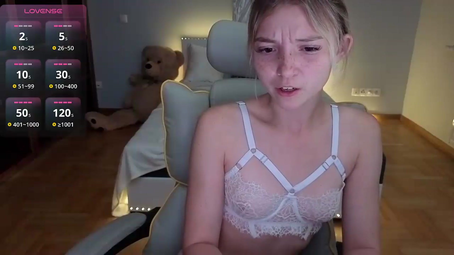 Gallery image thumbnail from Daisyy's myfreecams stream on, 07/08/2026, 23:08 image 17 of 20