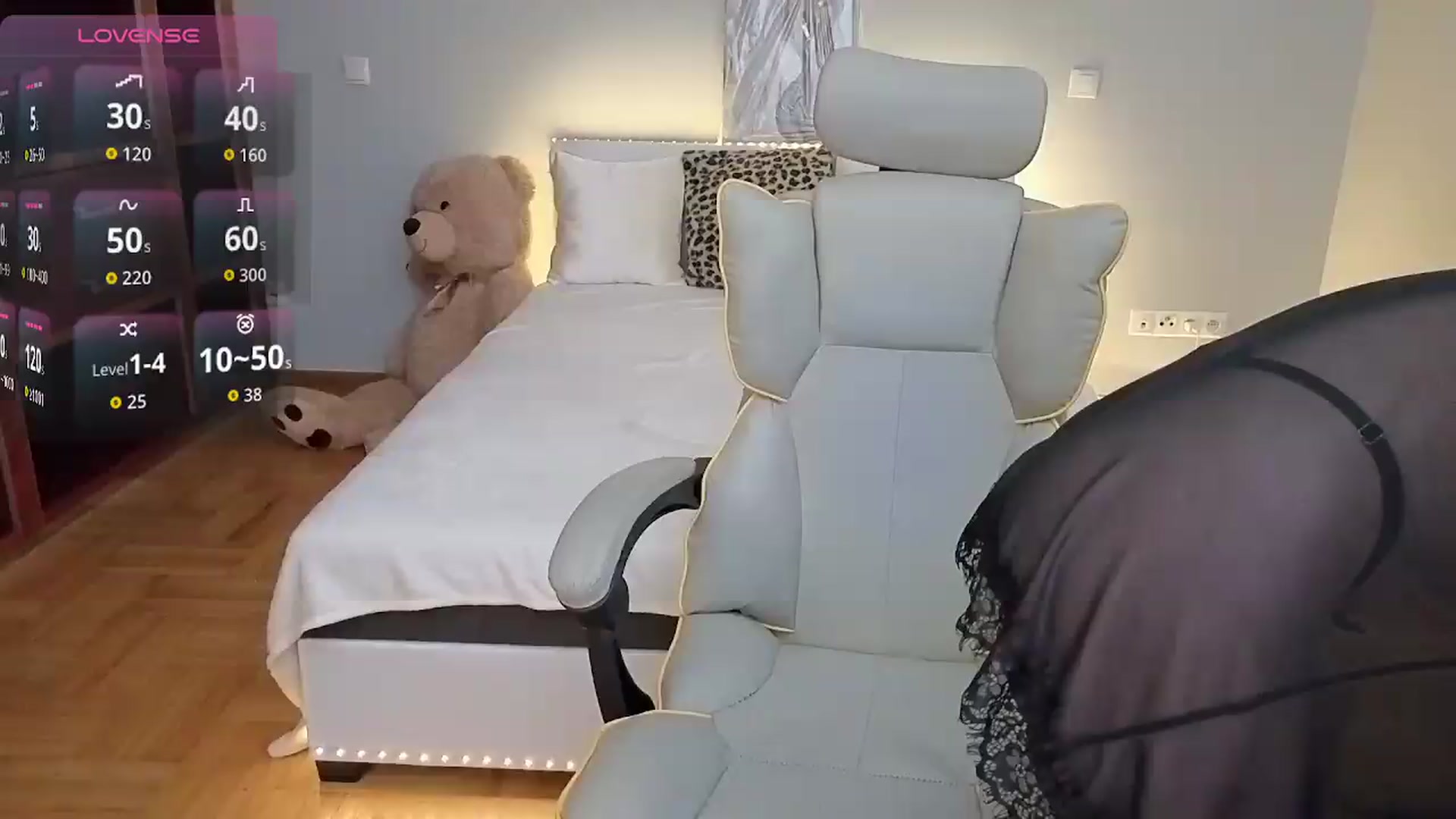 Gallery image thumbnail from Daisyy's myfreecams stream on, 07/09/2026, 15:12 image 11 of 20