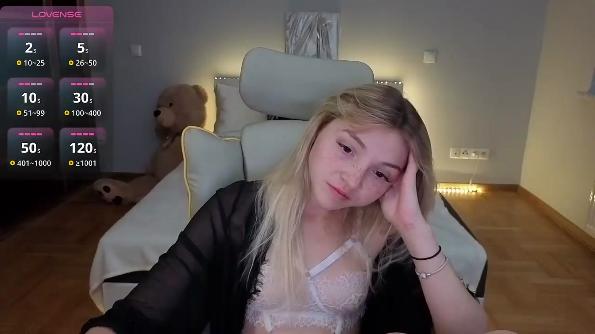 Gallery image thumbnail from Daisyy's myfreecams stream on, 07/09/2026, 19:00 image 18 of 20