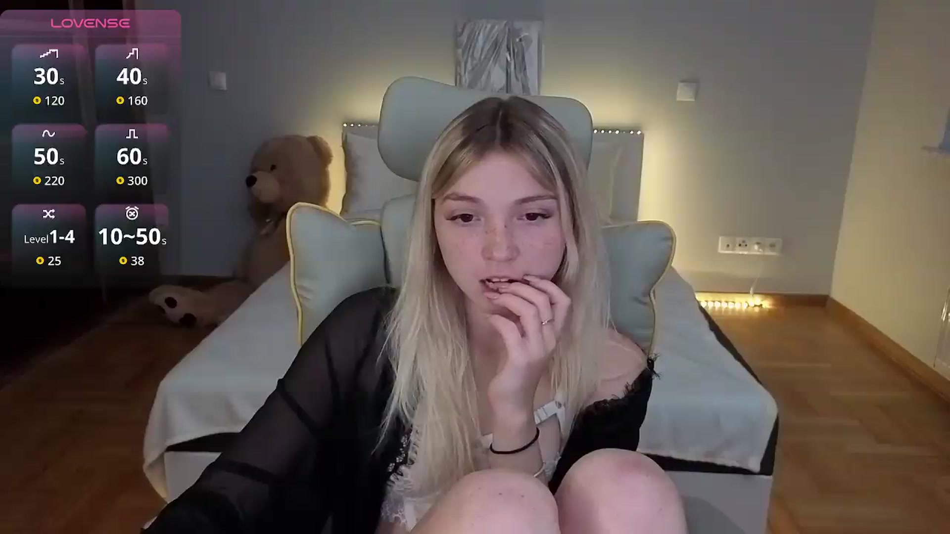 Gallery image thumbnail from Daisyy's myfreecams stream on, 07/09/2026, 19:00 image 12 of 20