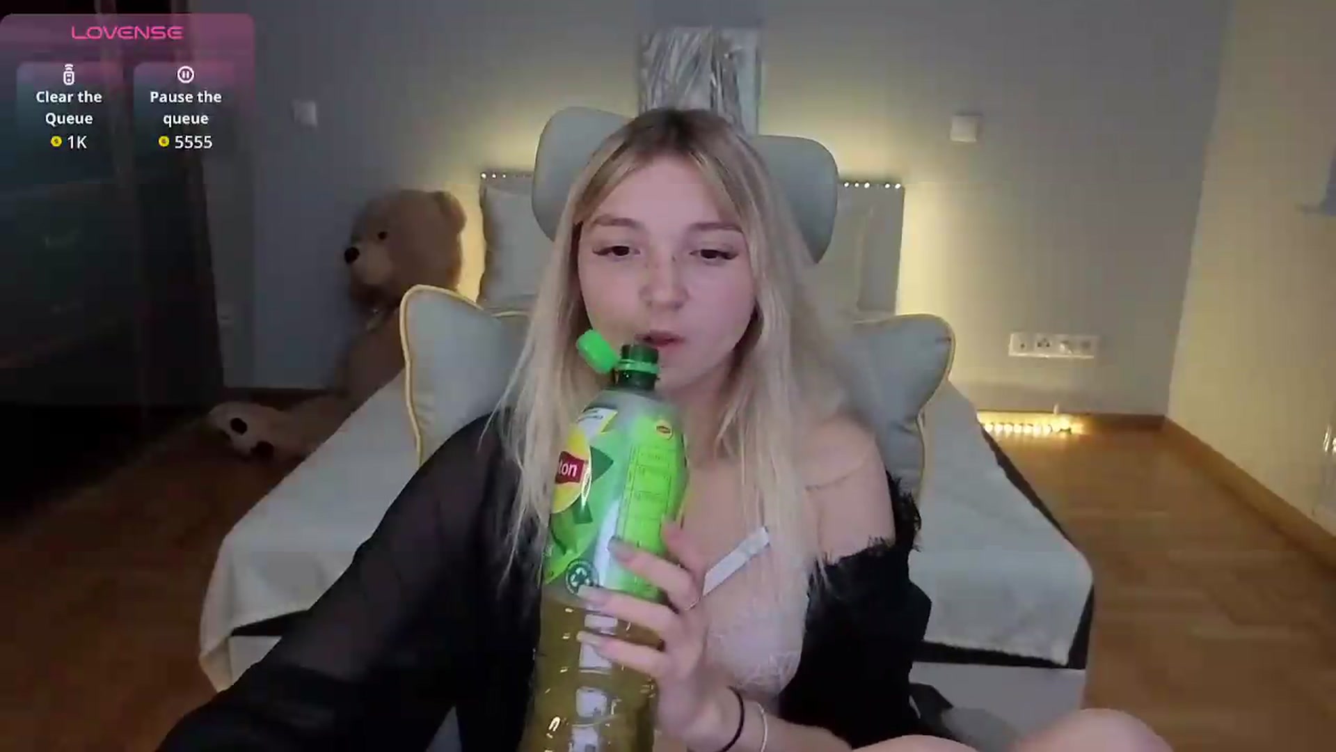 Gallery image thumbnail from Daisyy's myfreecams stream on, 07/09/2026, 19:00 image 9 of 20