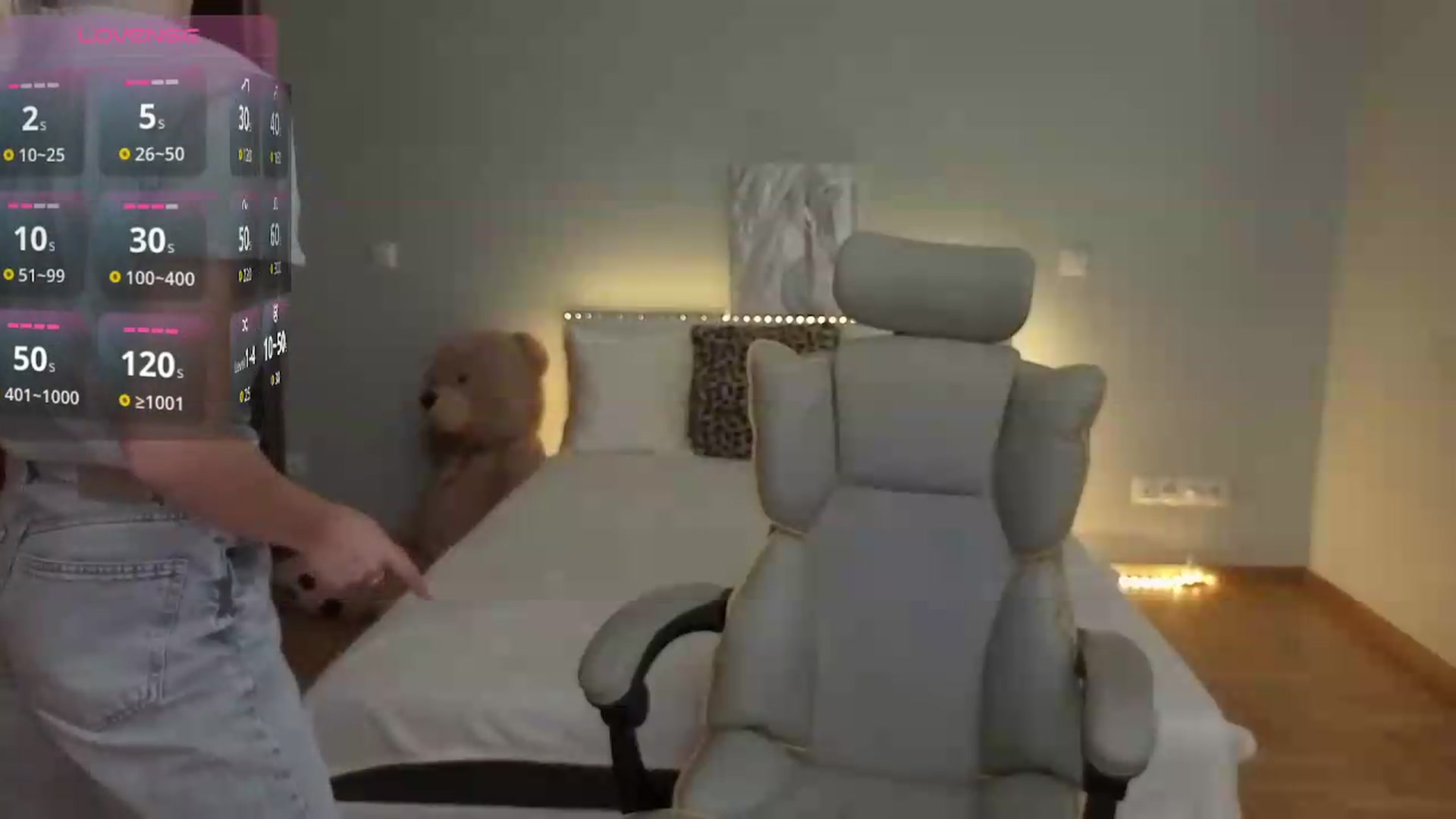 Gallery image thumbnail from Daisyy's myfreecams stream on, 07/10/2026, 12:46 image 18 of 20