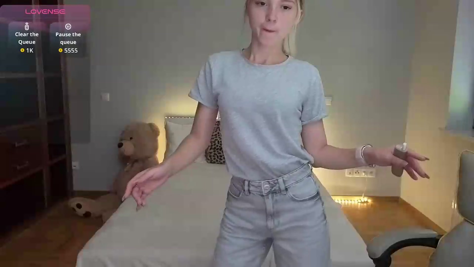 Gallery image thumbnail from Daisyy's myfreecams stream on, 07/10/2026, 12:46 image 19 of 20