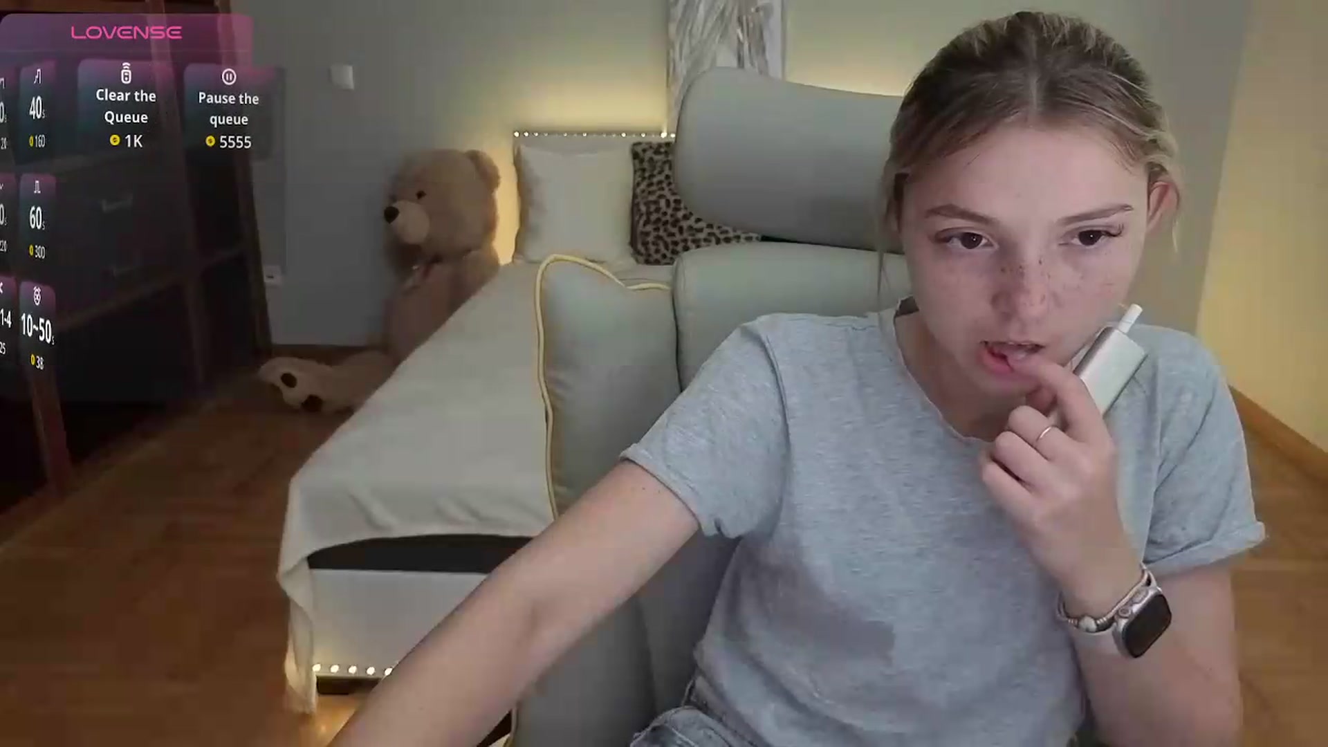 Gallery image thumbnail from Daisyy's myfreecams stream on, 07/10/2026, 12:46 image 11 of 20