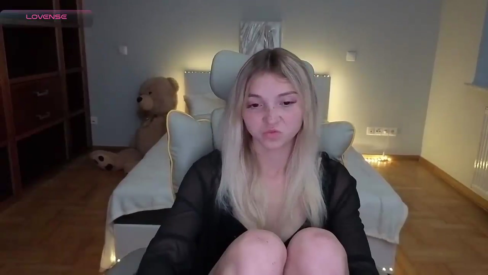 Gallery image thumbnail from Daisyy's myfreecams stream on, 07/10/2026, 20:03 image 5 of 20