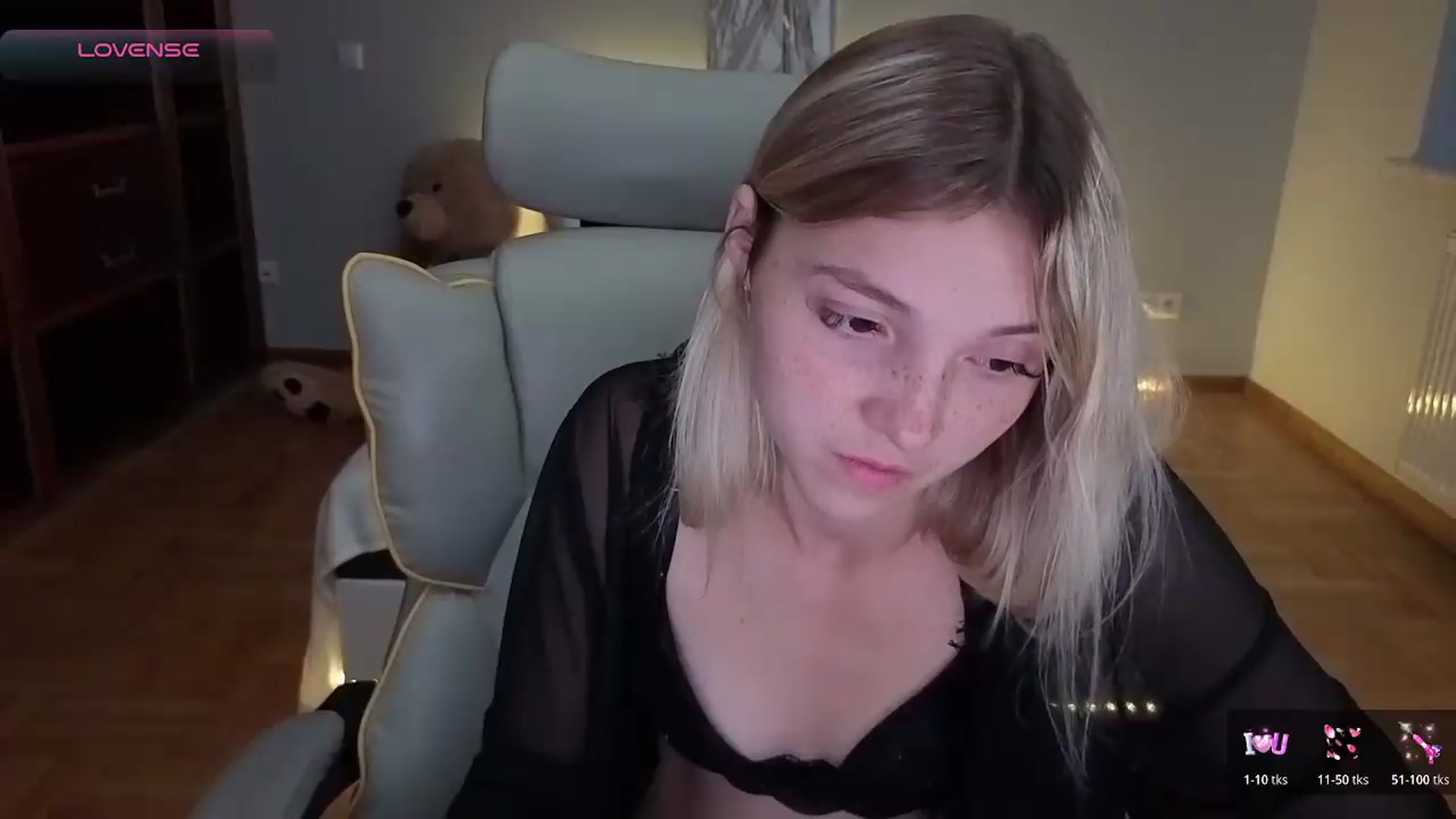 Gallery image thumbnail from Daisyy's myfreecams stream on, 07/10/2026, 22:22 image 8 of 20
