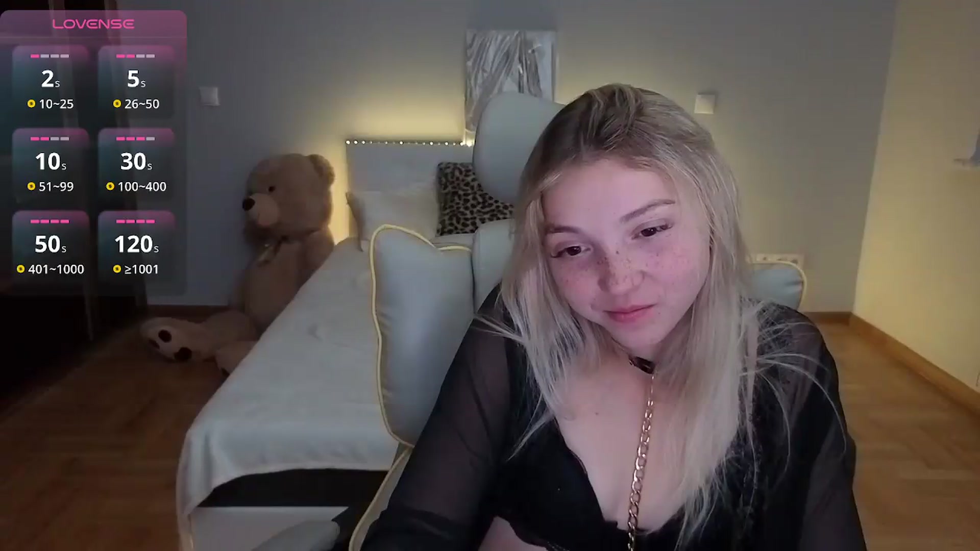 Gallery image thumbnail from Daisyy's myfreecams stream on, 07/11/2026, 02:00 image 17 of 20