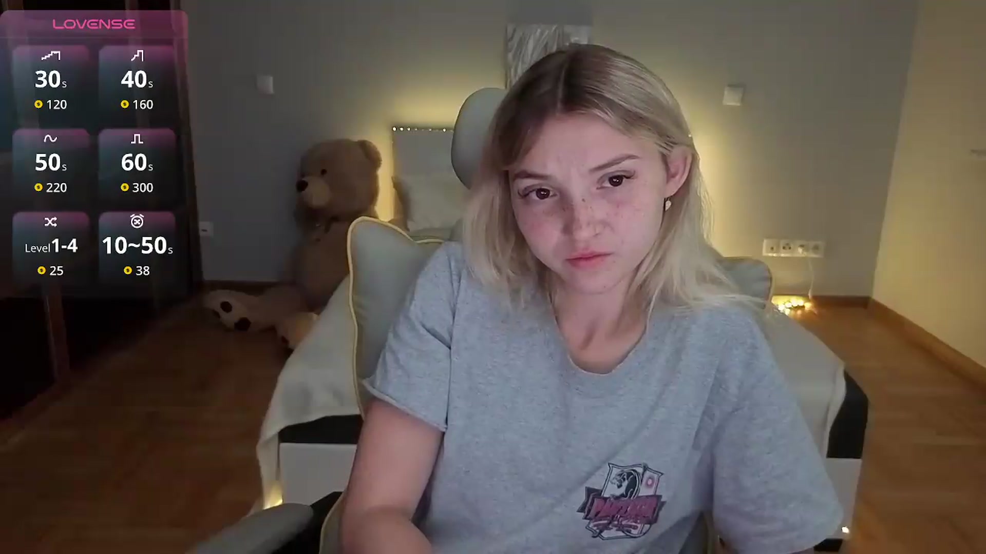 Gallery image thumbnail from Daisyy's myfreecams stream on, 07/11/2026, 14:59 image 16 of 20