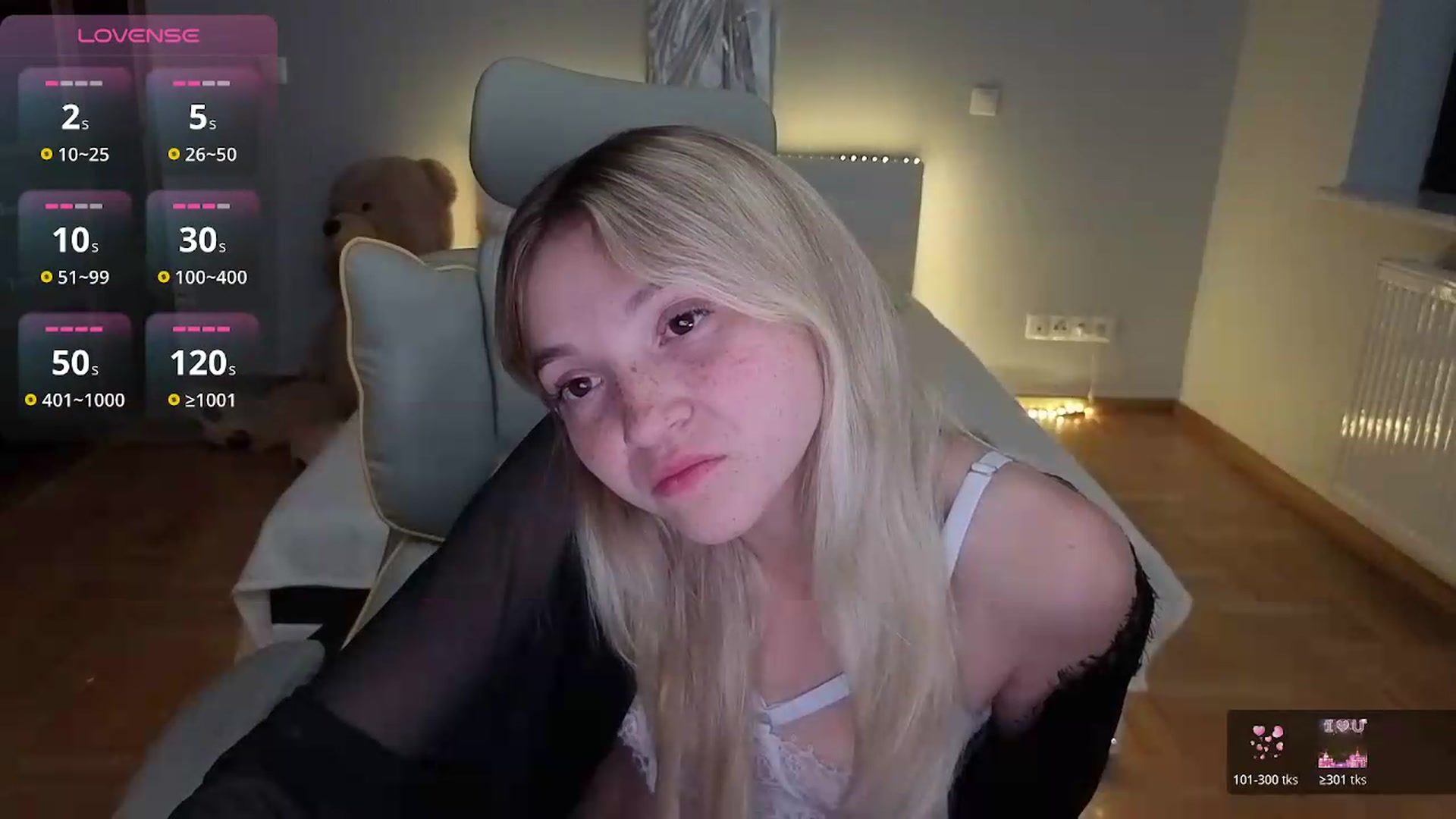 Gallery image thumbnail from Daisyy's myfreecams stream on, 07/12/2026, 02:53 image 8 of 20