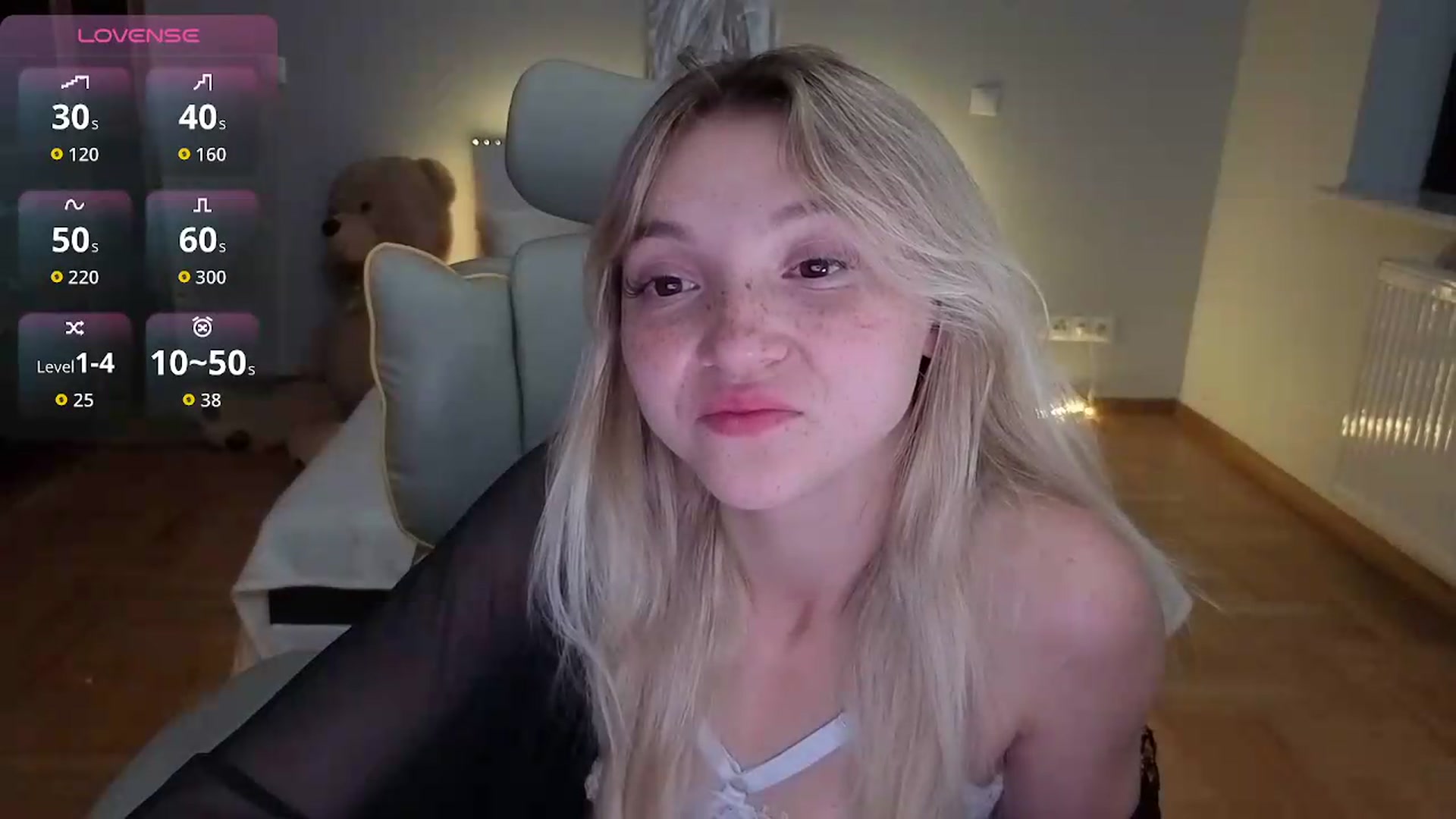 Gallery image thumbnail from Daisyy's myfreecams stream on, 07/12/2026, 02:53 image 12 of 20