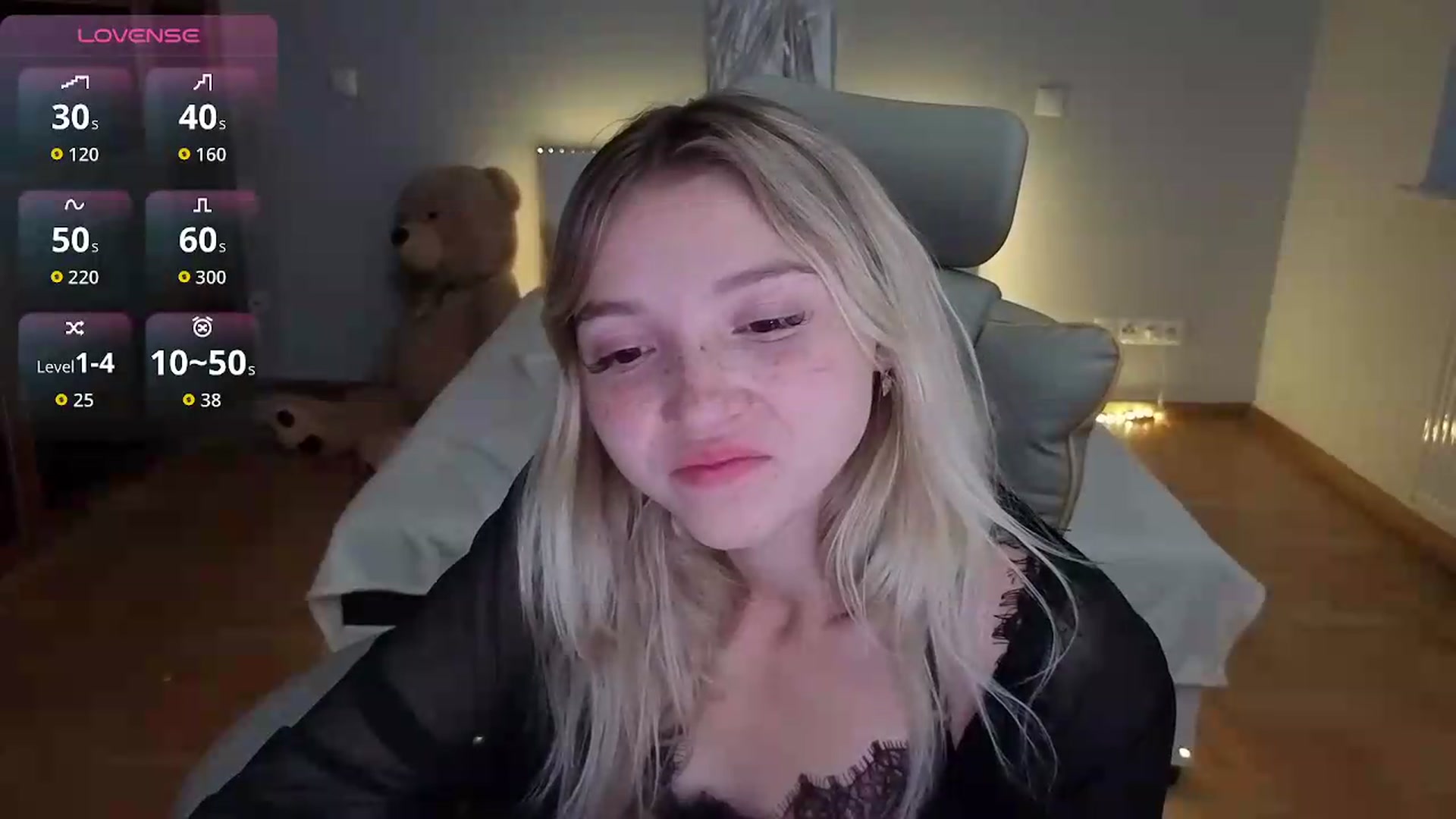 Gallery image thumbnail from Daisyy's myfreecams stream on, 07/12/2026, 04:16 image 11 of 20