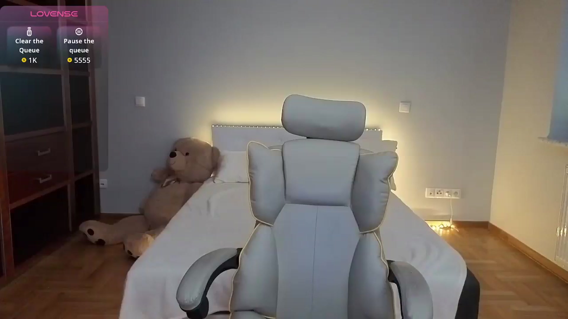 Gallery image thumbnail from Daisyy's myfreecams stream on, 07/12/2026, 13:46 image 12 of 20