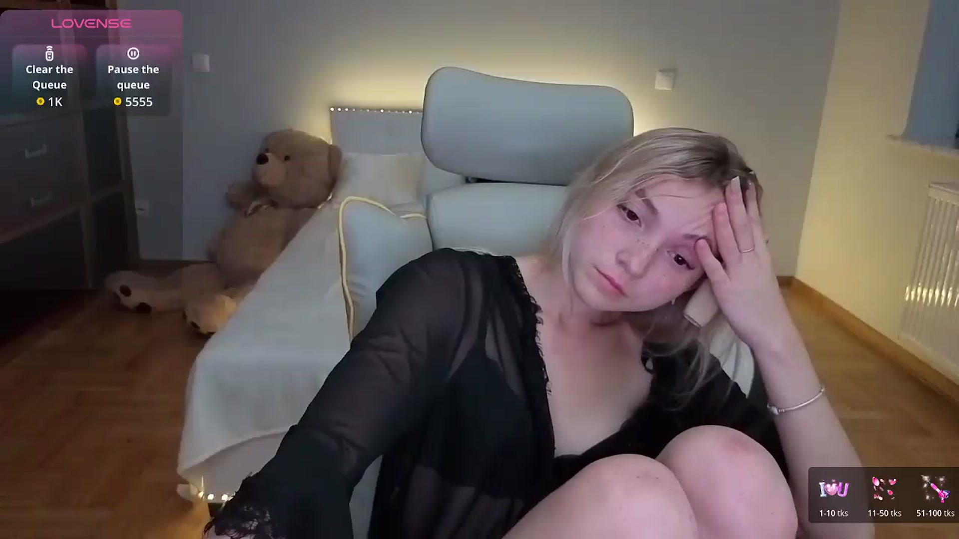 Gallery image thumbnail from Daisyy's myfreecams stream on, 07/12/2026, 20:04 image 17 of 20