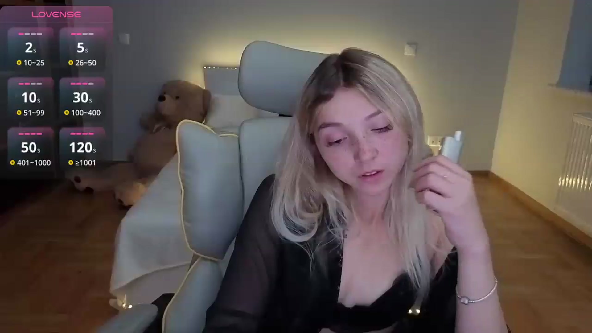 Gallery image thumbnail from Daisyy's myfreecams stream on, 07/12/2026, 20:04 image 7 of 20