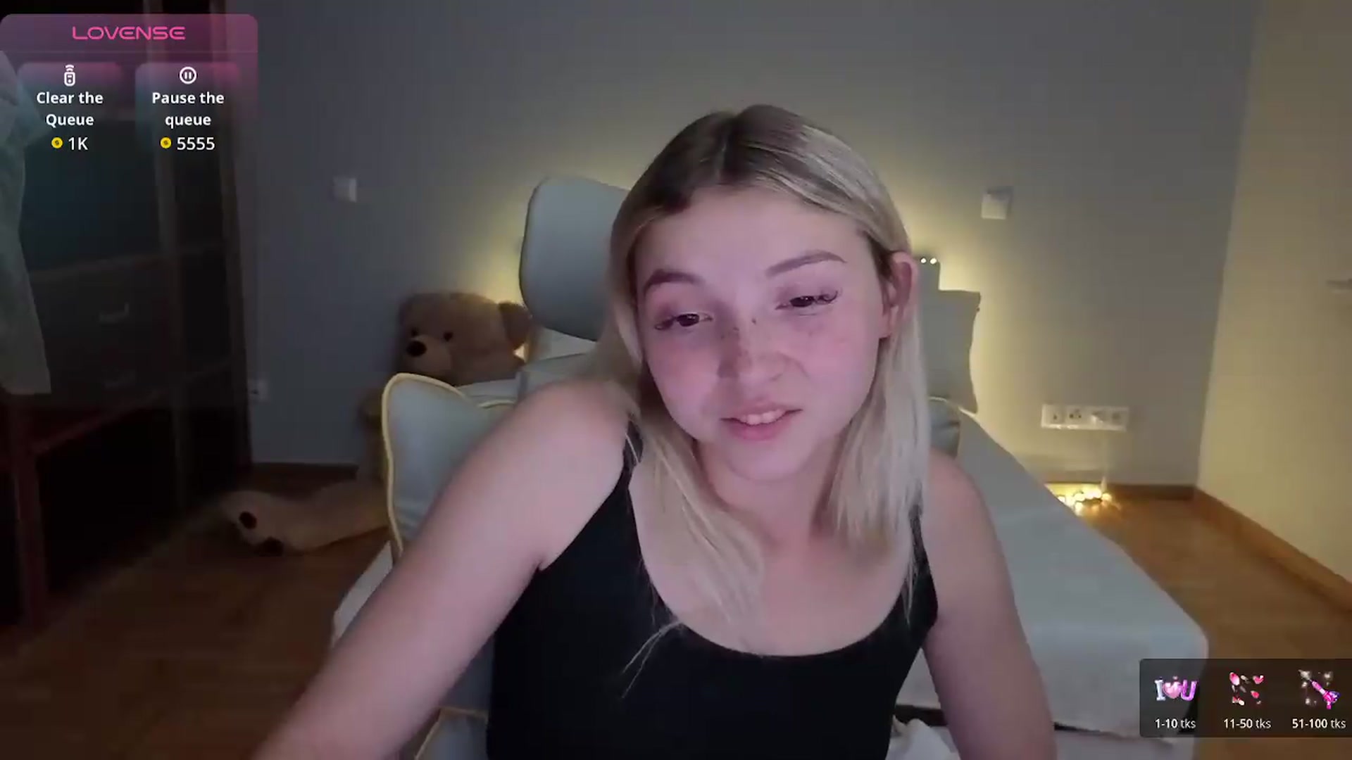 Gallery image thumbnail from Daisyy's myfreecams stream on, 07/13/2026, 01:51 image 11 of 20