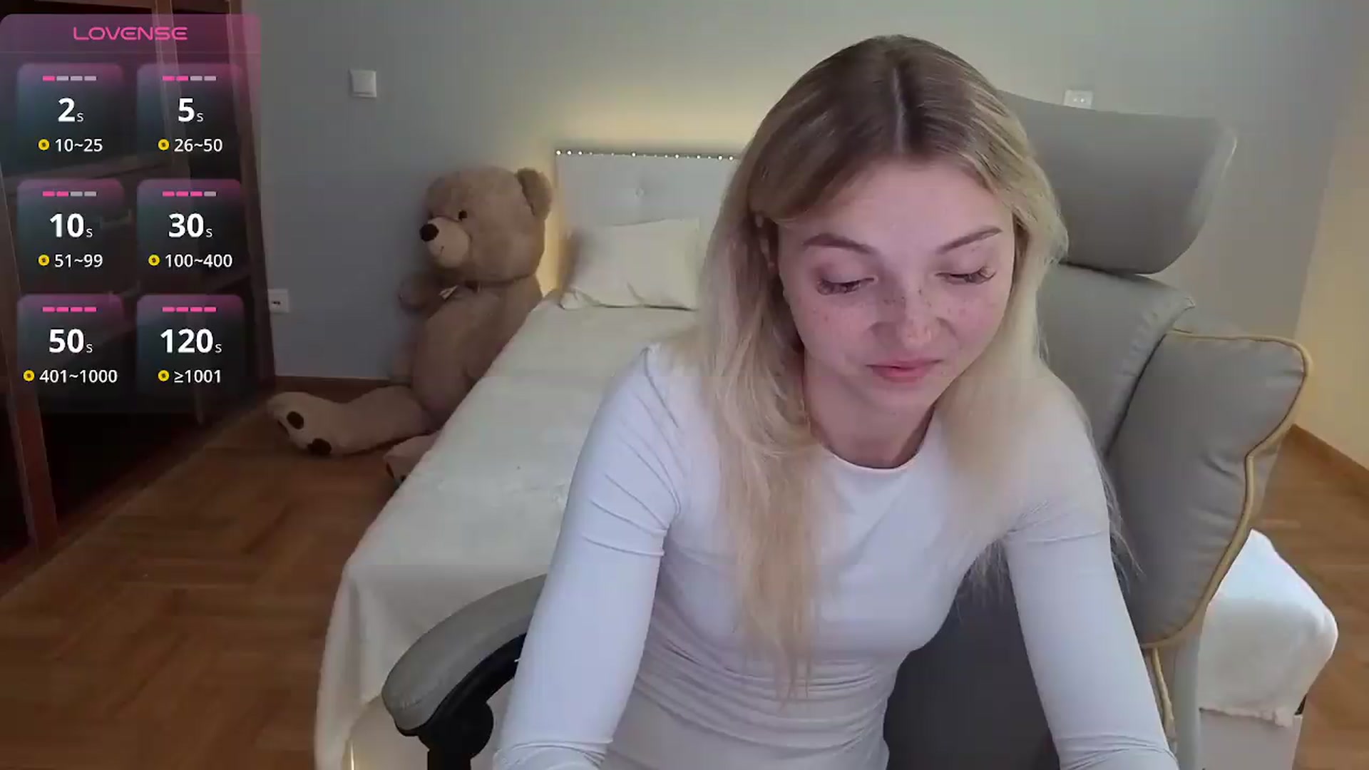 Gallery image thumbnail from Daisyy's myfreecams stream on, 07/13/2026, 14:53 image 13 of 20