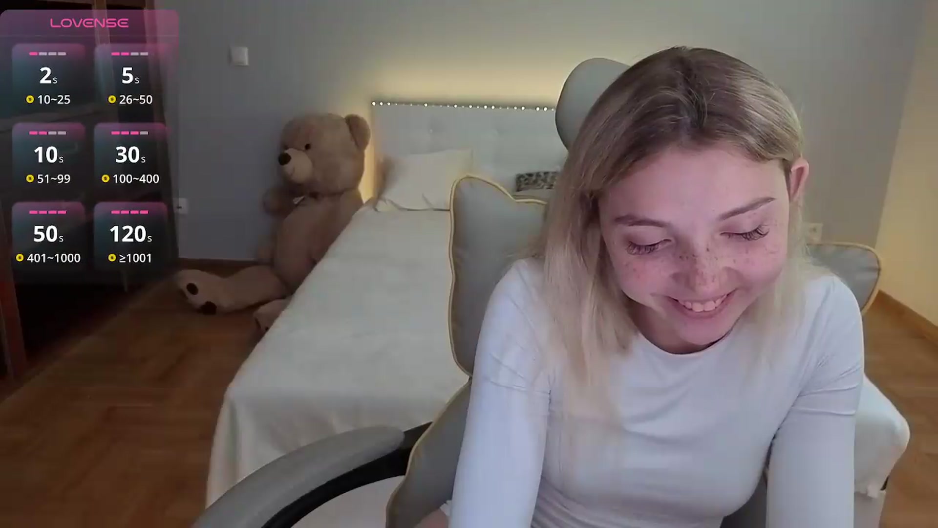 Gallery image thumbnail from Daisyy's myfreecams stream on, 07/13/2026, 14:53 image 4 of 20