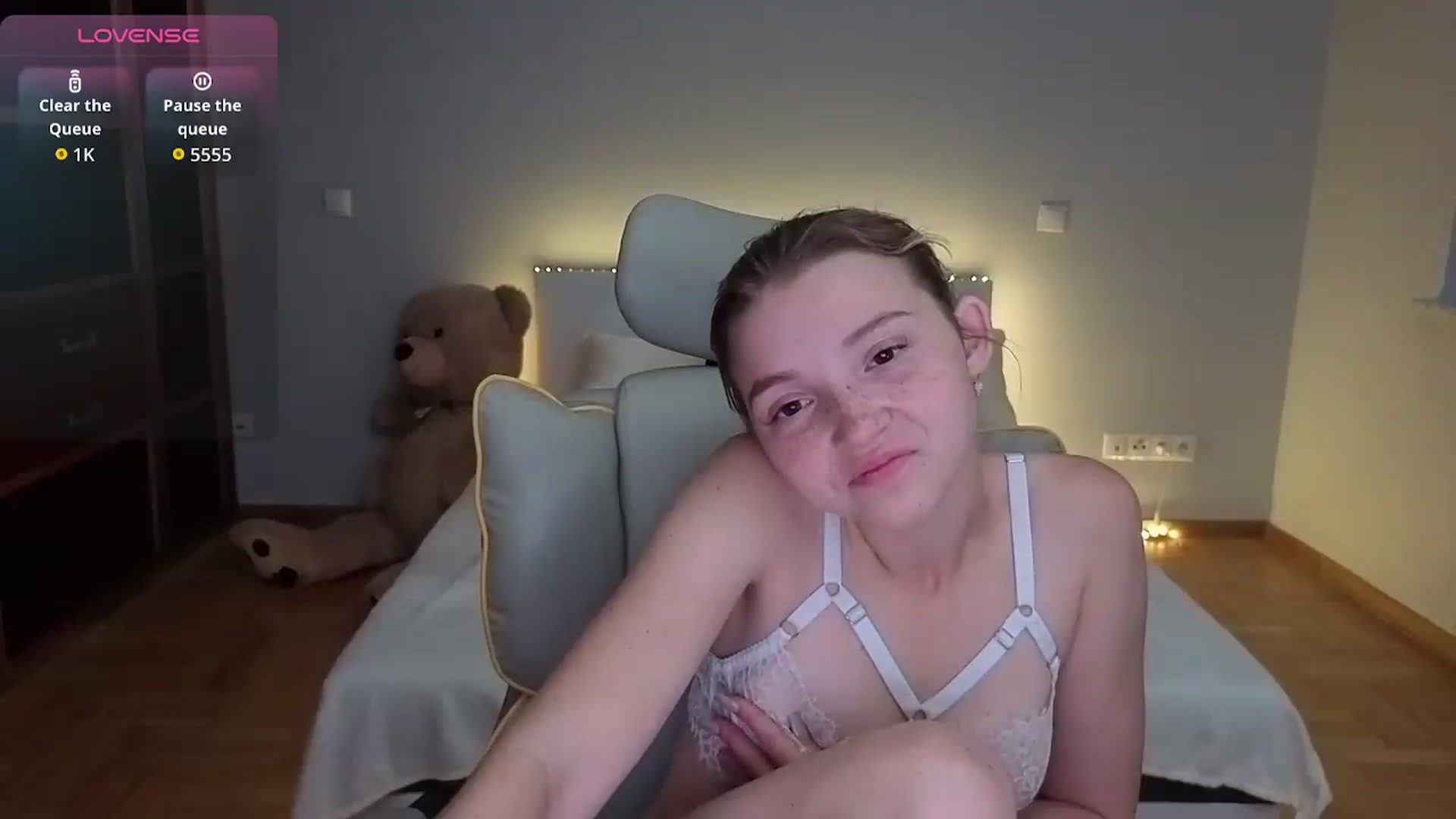 Gallery image thumbnail from Daisyy's myfreecams stream on, 07/14/2026, 02:47 image 6 of 20