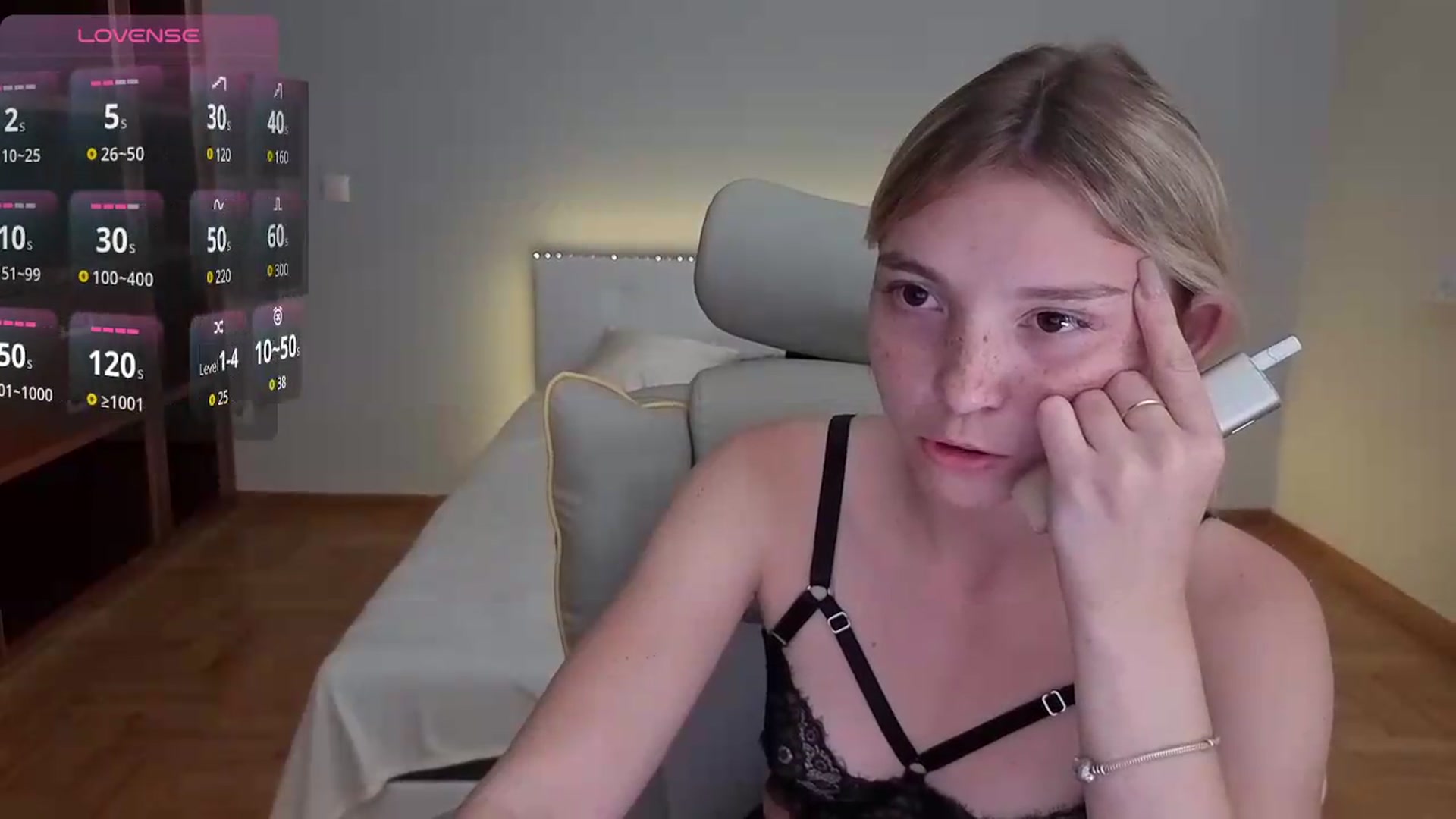 Gallery image thumbnail from Daisyy's myfreecams stream on, 07/14/2026, 16:16 image 13 of 20
