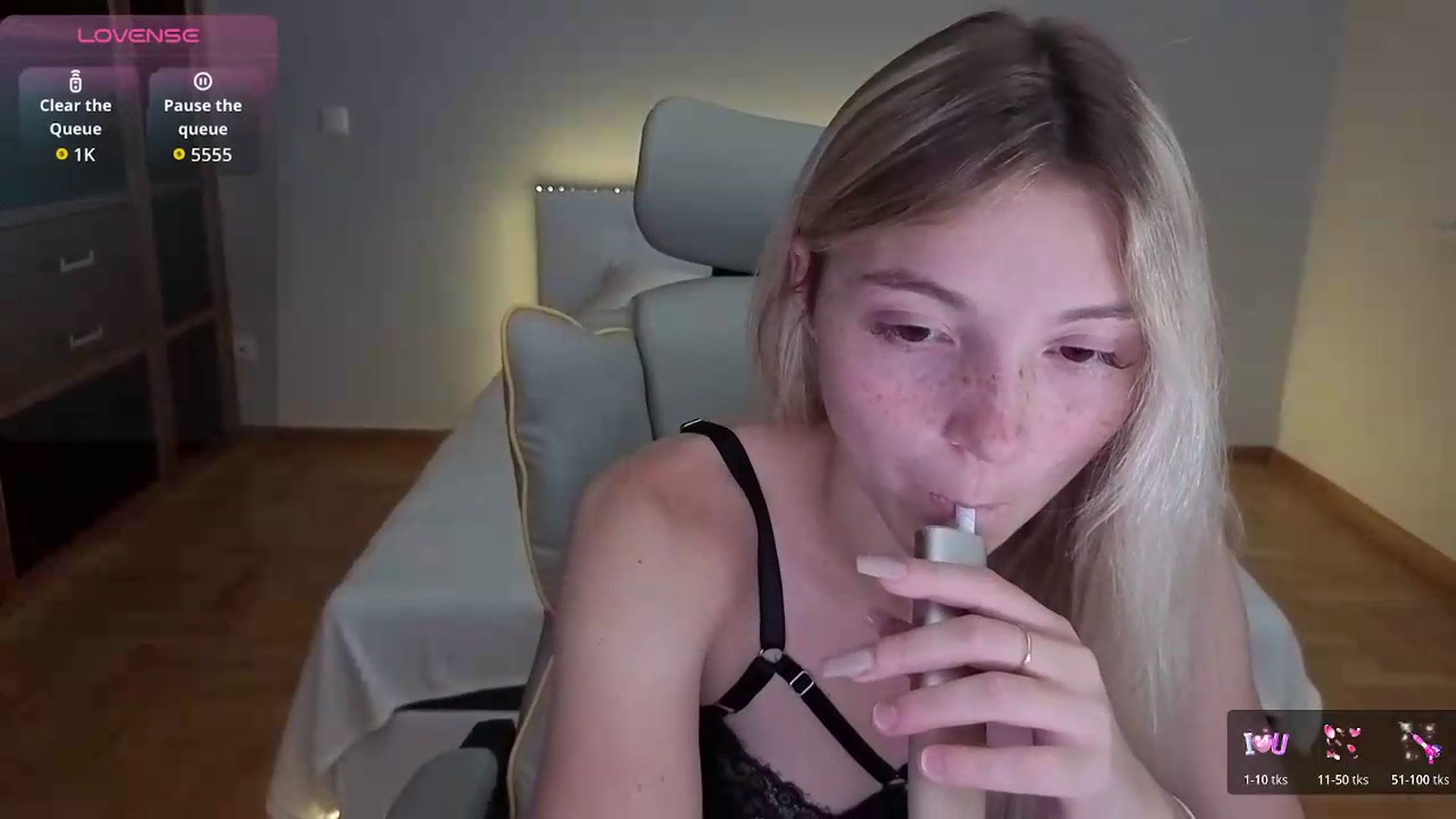 Gallery image thumbnail from Daisyy's myfreecams stream on, 07/14/2026, 16:16 image 10 of 20