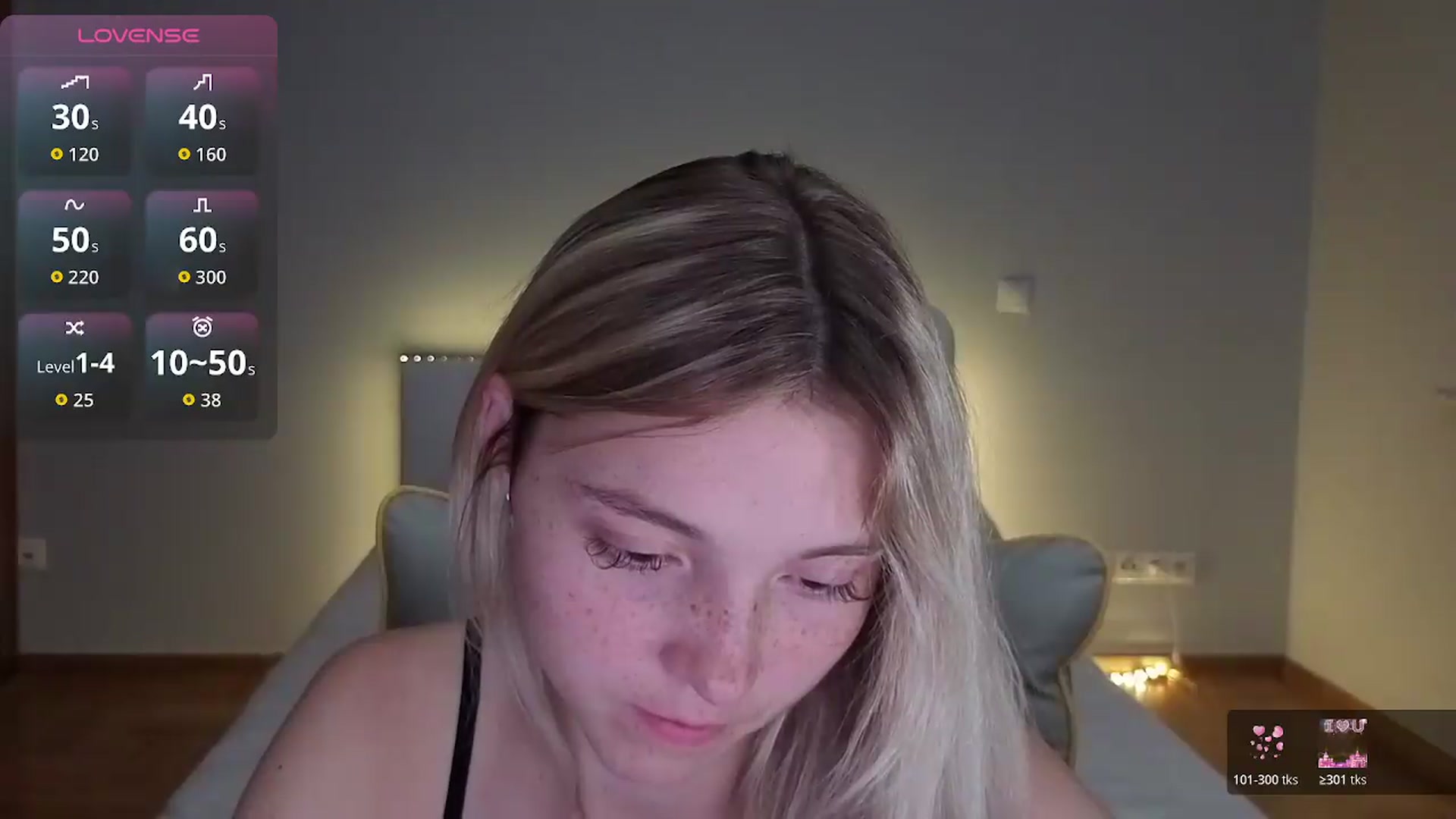 Gallery image thumbnail from Daisyy's myfreecams stream on, 07/14/2026, 21:28 image 7 of 20